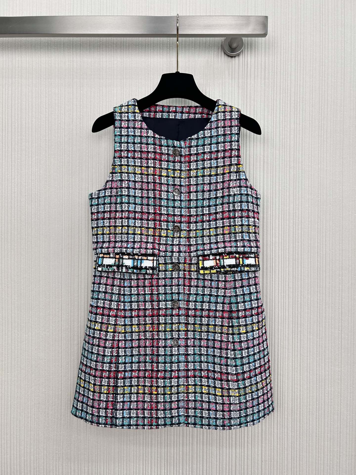 Elegant Plaid Sequin Vest Dress - Spring Collection, Flattering Fit 2 i1739261159 3387 0