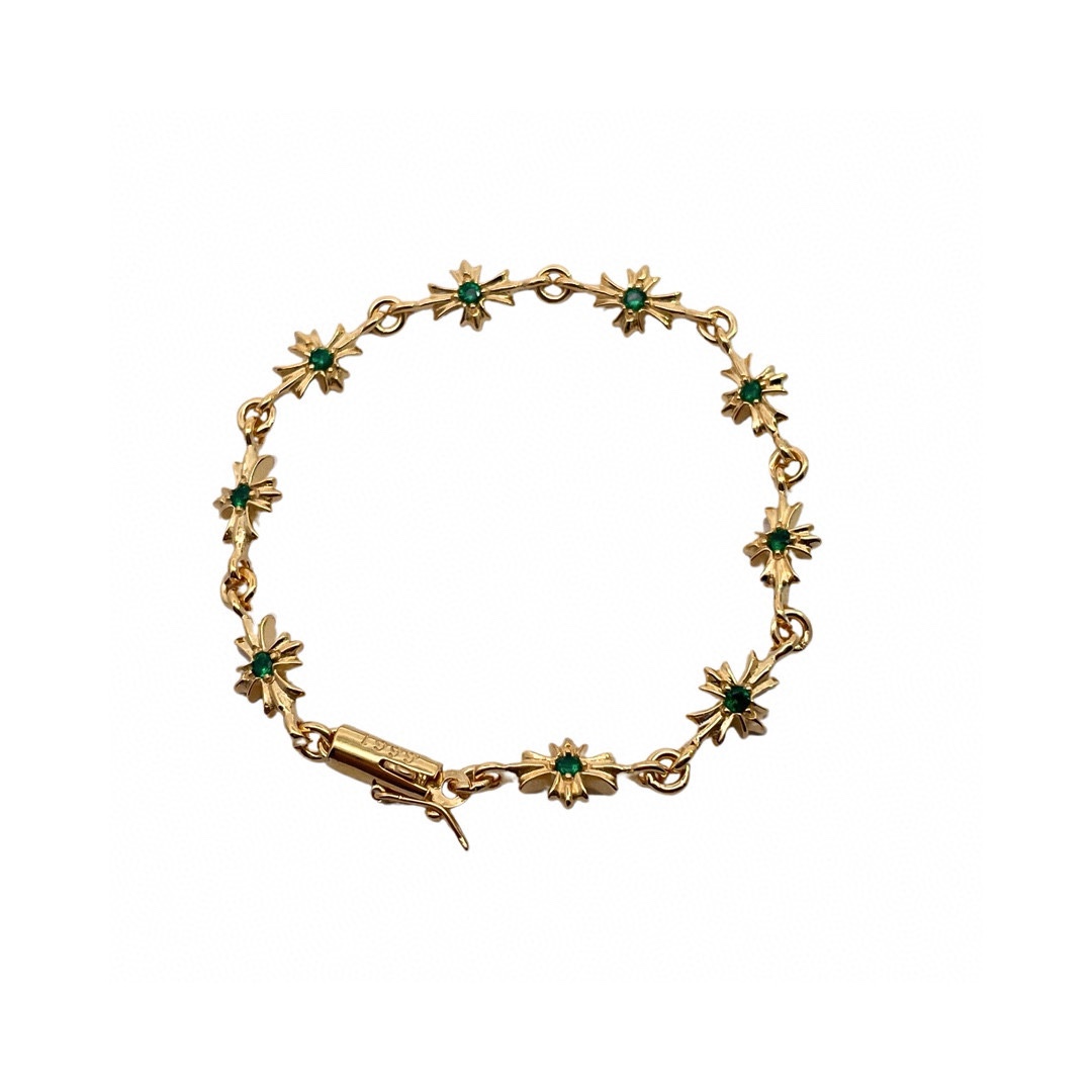 NO:104665,Croxin Gold-plated green diamond cross bracelet Gold-plated retro old handmade inlay Cross elements Green diamond Fashion matching size: 16.18.20cm Code: 300450, jewelry fine products, chrome hearts, bracelet, gold plating19860909克罗心 镀金绿钻十字手链 镀金 复古做旧 手工镶嵌 十字花元素 绿钻 时尚搭配 size:16.18.20cm 编码:300450,饰品精品,chrome hearts,bracelet,gold plating,Jewelry