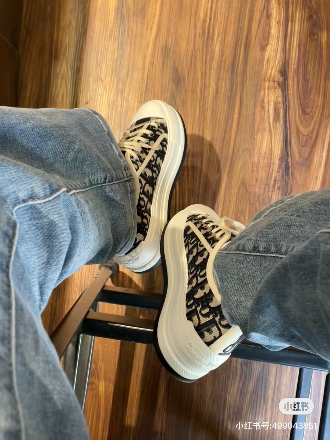 NO:173377,Reference pictures for footwear, casual shoes/sports shoes, sneakers19860909上脚参考图,休闲鞋/运动鞋,sneakers,Women's Shoes