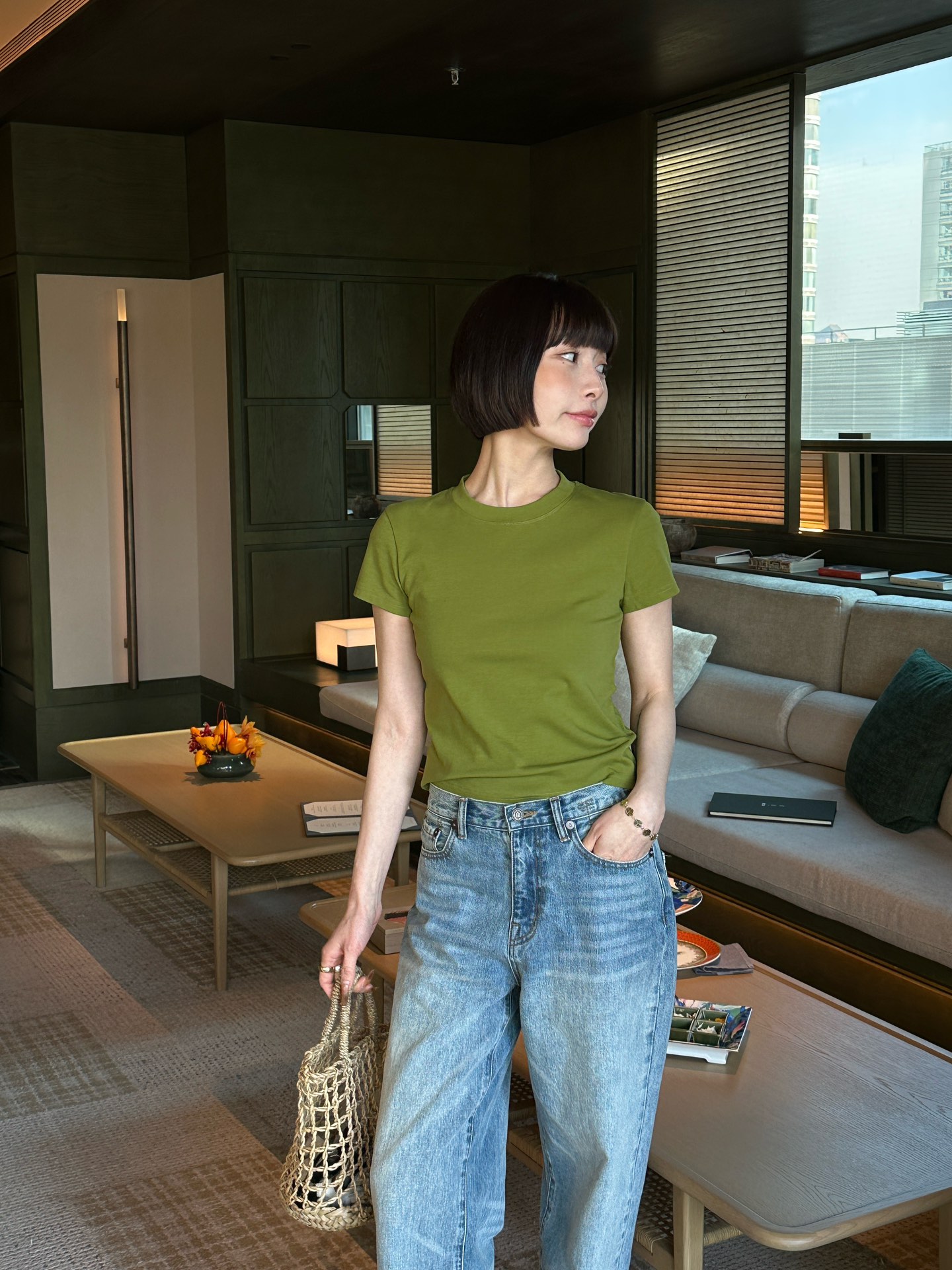 NO:316142,Easy to grasp the casual and high-end feeling, one piece of t is enough!  !  ,alexander wang19860909轻松拿捏随性的高级感 一件t足以！！,,alexander wang,Women's clothing