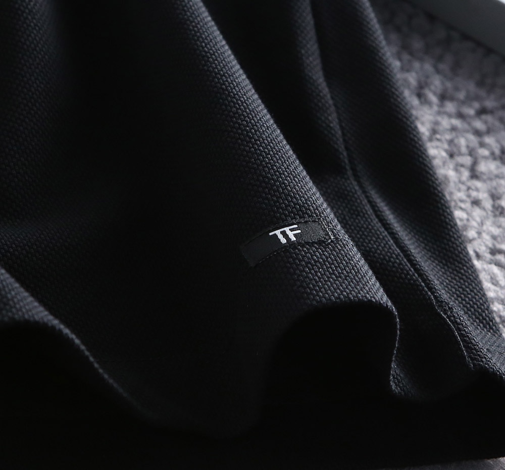 Tom Ford’s New Silicon Embellished Men’s Polo Shirt in Various Colors and Sizes - 图片 6