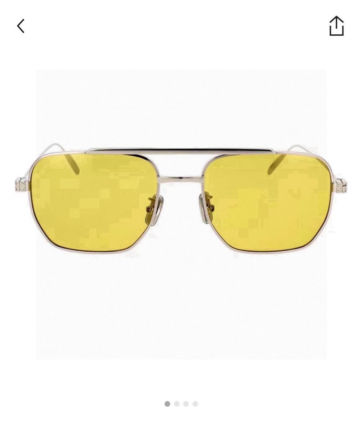  ‼️Givench*纪梵希限定系列~经典方形镜框
ModelGV40041U
Size55口19-14