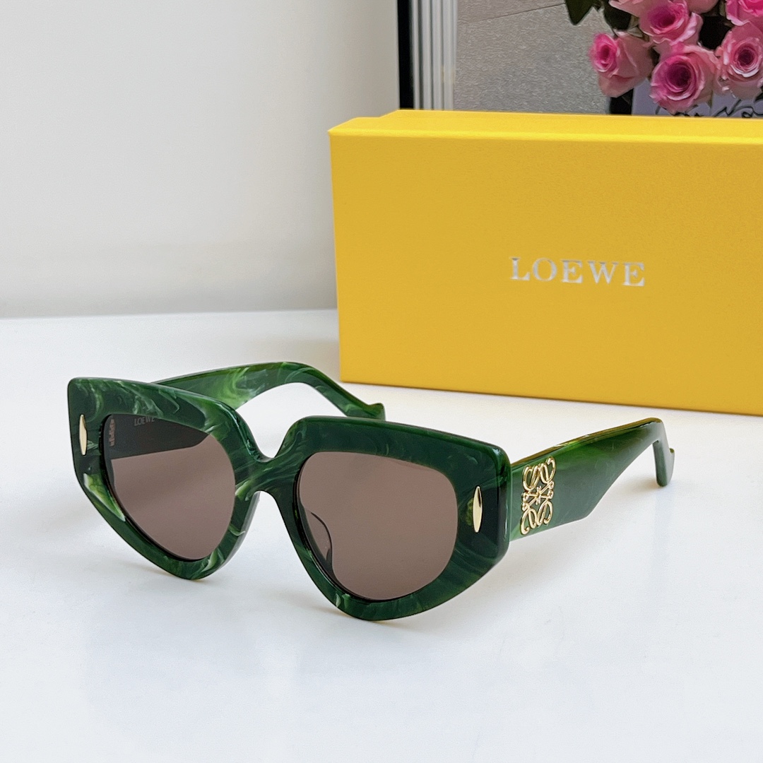  新品发售‼️
LOEWE  罗意威
MODEL：LW40155
SIZE：51口18-145
🔝🔝