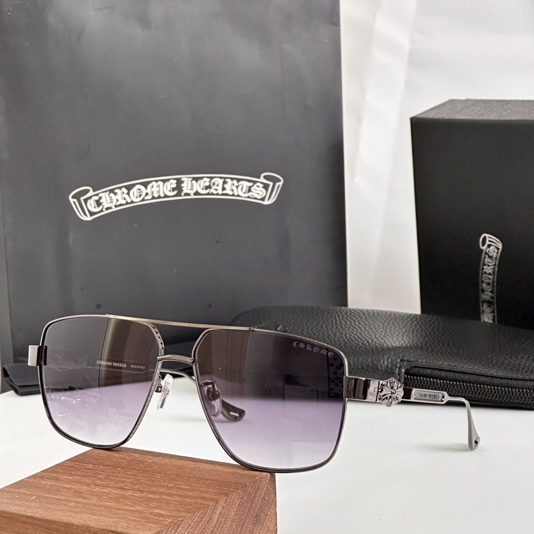   新款 眼镜界的爱马仕 Chromehearts 克罗心眼镜 男女款太阳镜 金 镜架 顶级品质墨镜 质