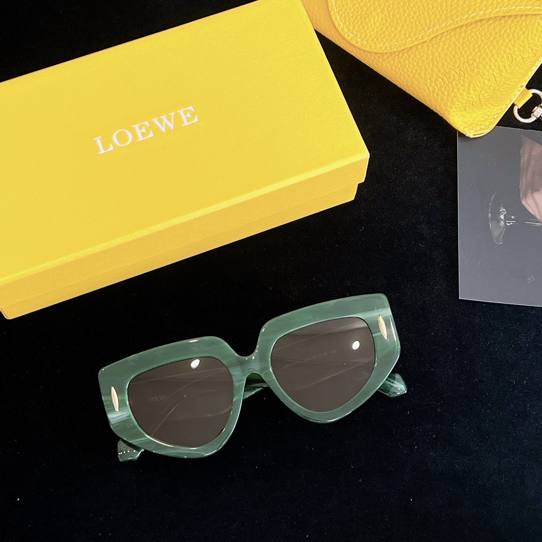  LOEWE  罗意威
MODEL：LW40155
SIZE：51口18-145
🔝🔝