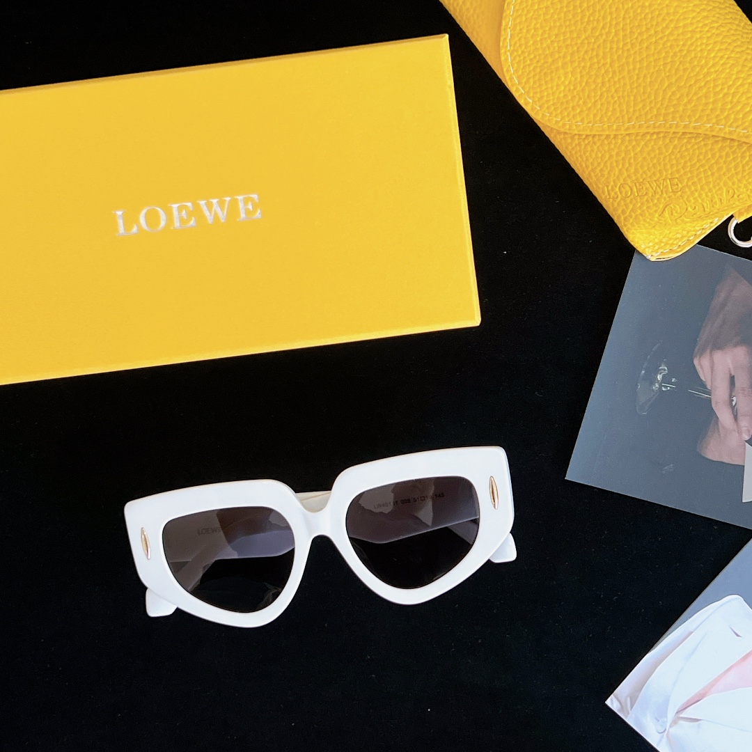  LOEWE  罗意威
MODEL：LW40155
SIZE：51口18-145
🔝🔝