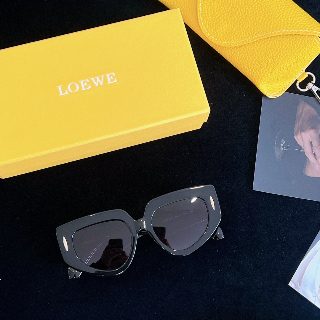  LOEWE  罗意威
MODEL：LW40155
SIZE：51口18-145
🔝🔝