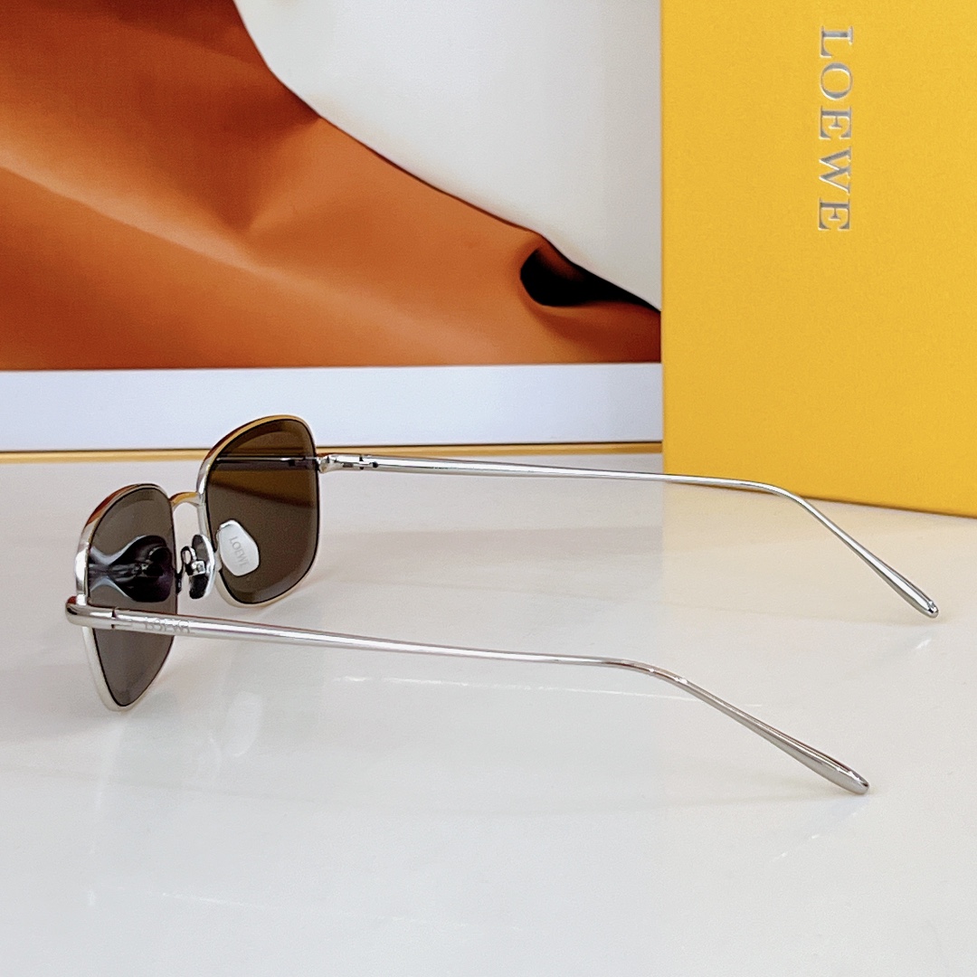   LOEWE
MODEL：LW40159U
SIZE：55口17-140
🔝🔝