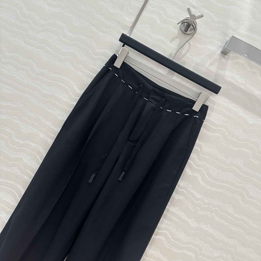 P594 Dress: Versatile, High-Quality, Unique Design with Maggie M.M.’s Shorts - 图片 2
