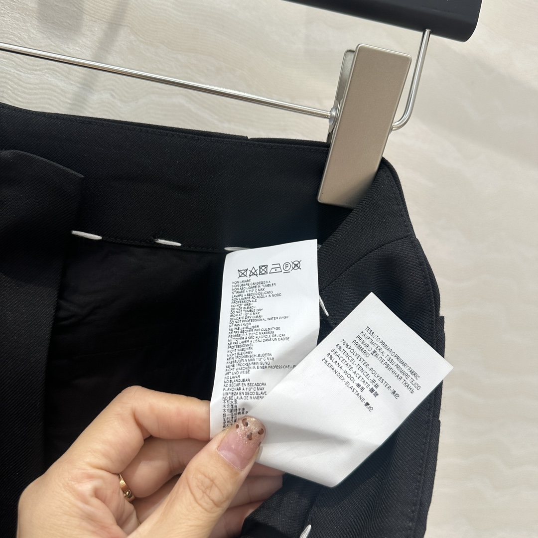 P594 Dress: Versatile, High-Quality, Unique Design with Maggie M.M.’s Shorts - 图片 7
