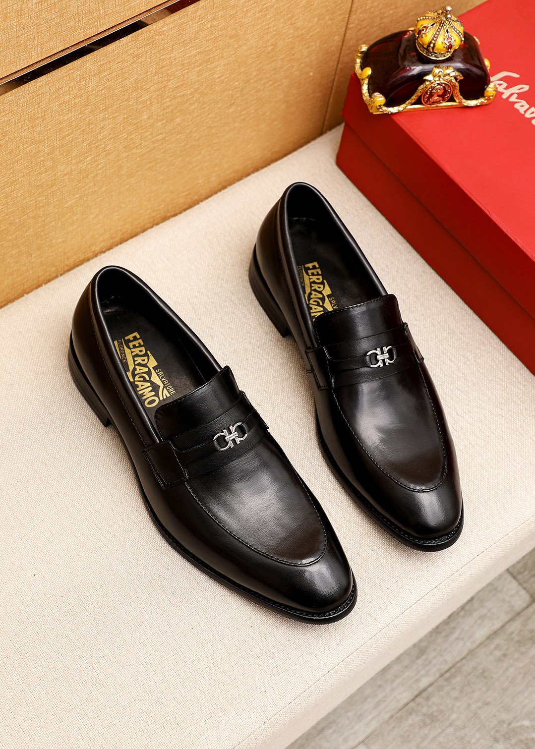 NO:271121,Product trademark Ferragamo 