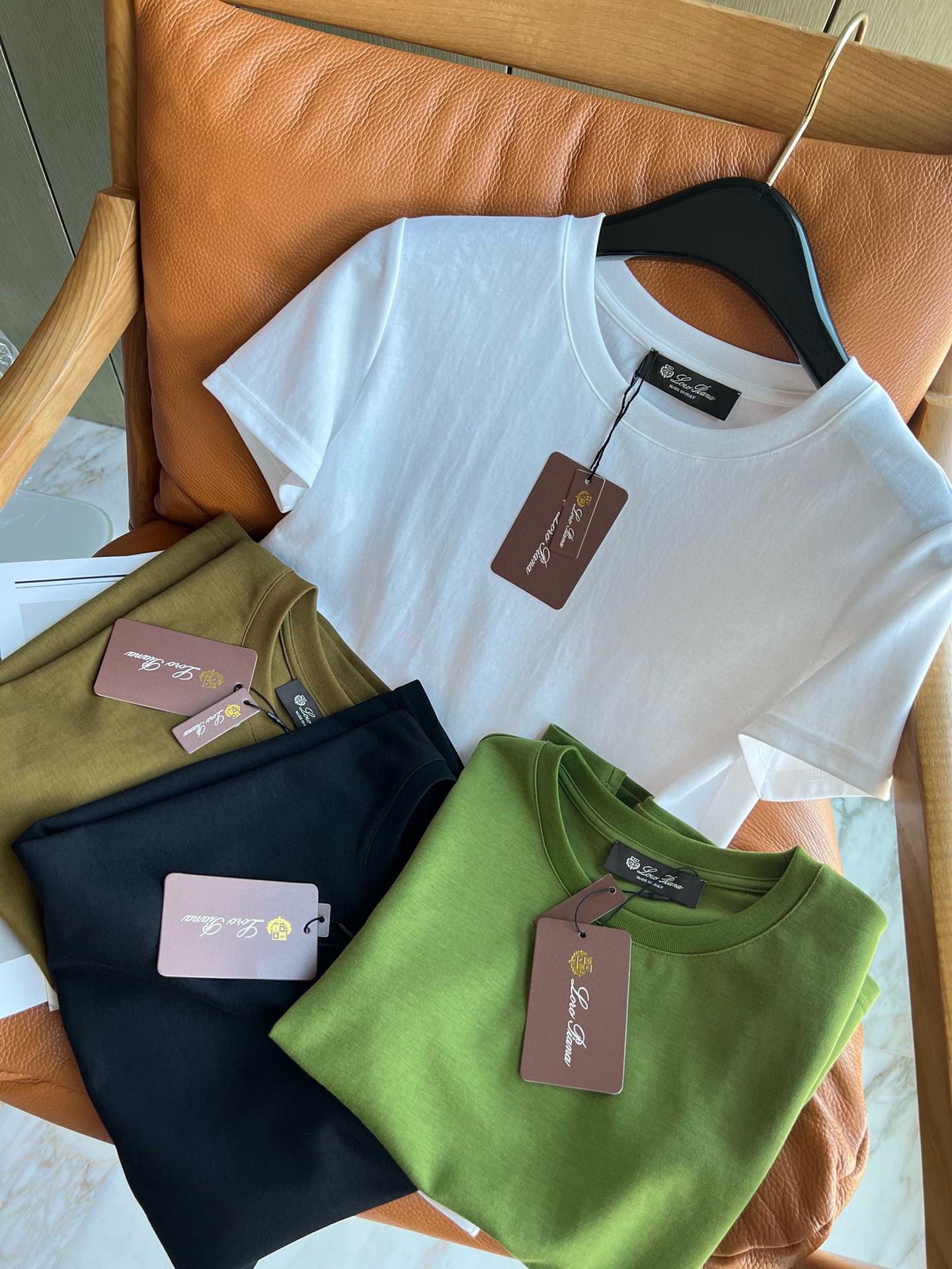 LoroPiana 100% Cotton T-shirt Collection for Spring and Summer Essentials - 图片 5