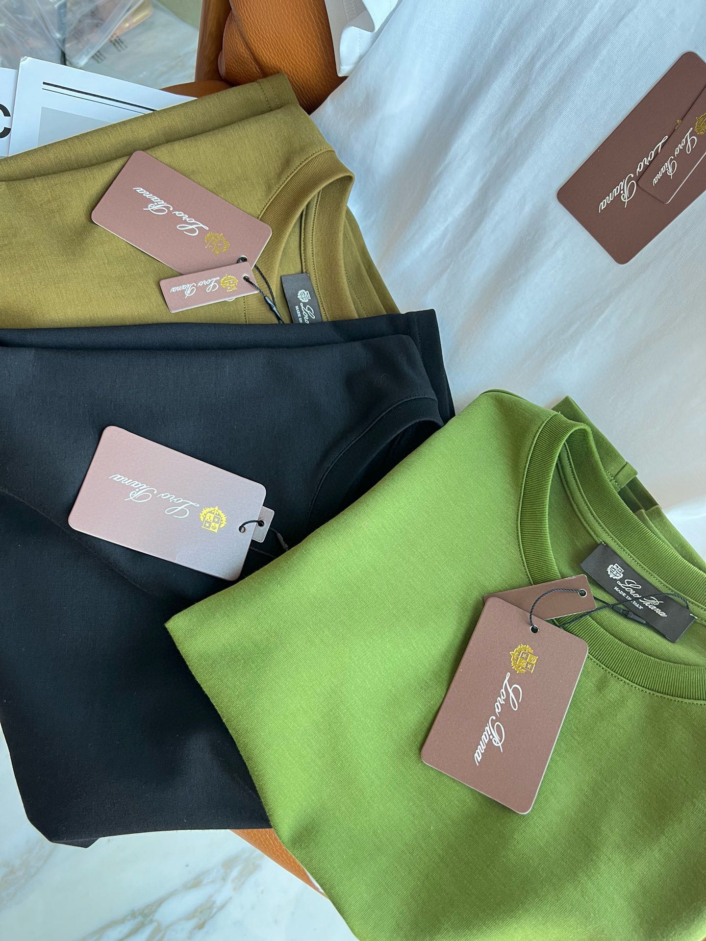 LoroPiana 100% Cotton T-shirt Collection for Spring and Summer Essentials - 图片 6