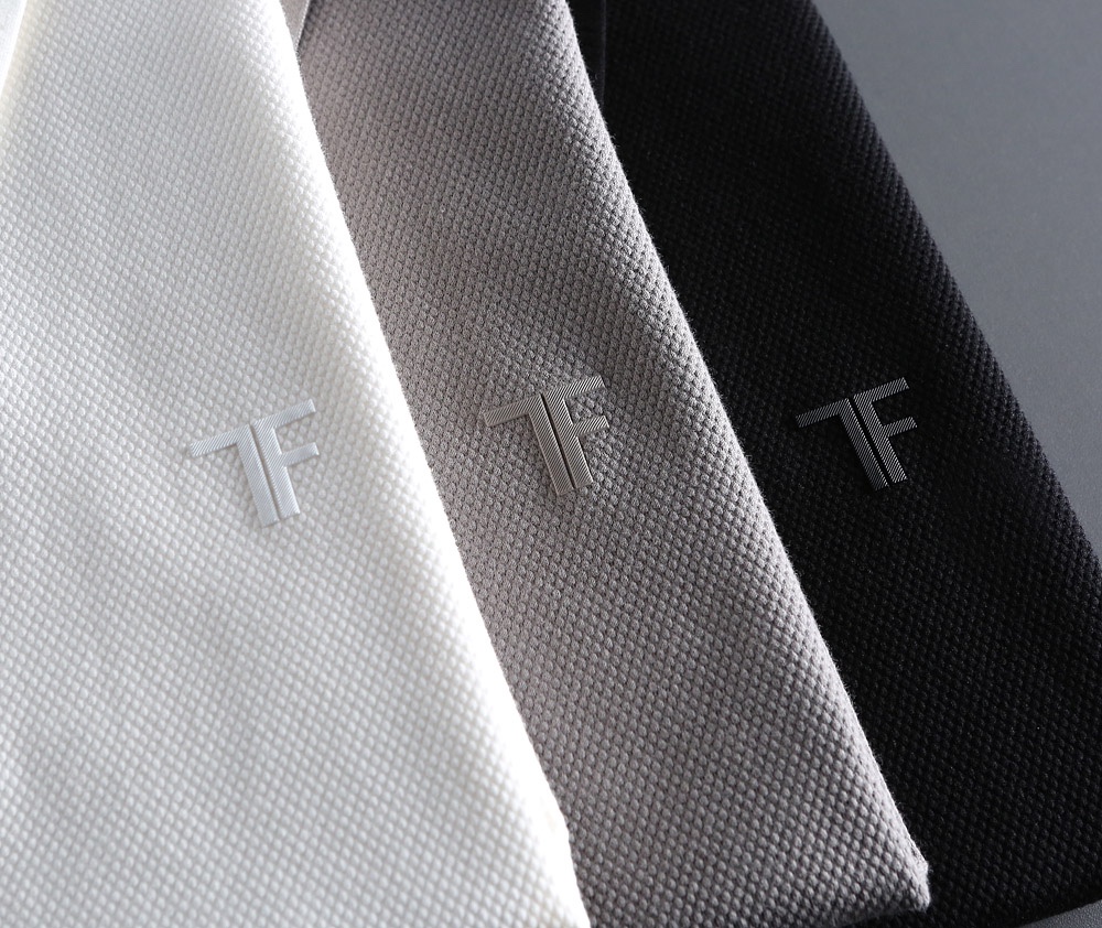 “Tom Ford Men’s Silicon Polo Shirt: Black, White, Grey, M-XXXL Sizes Available” - 图片 9