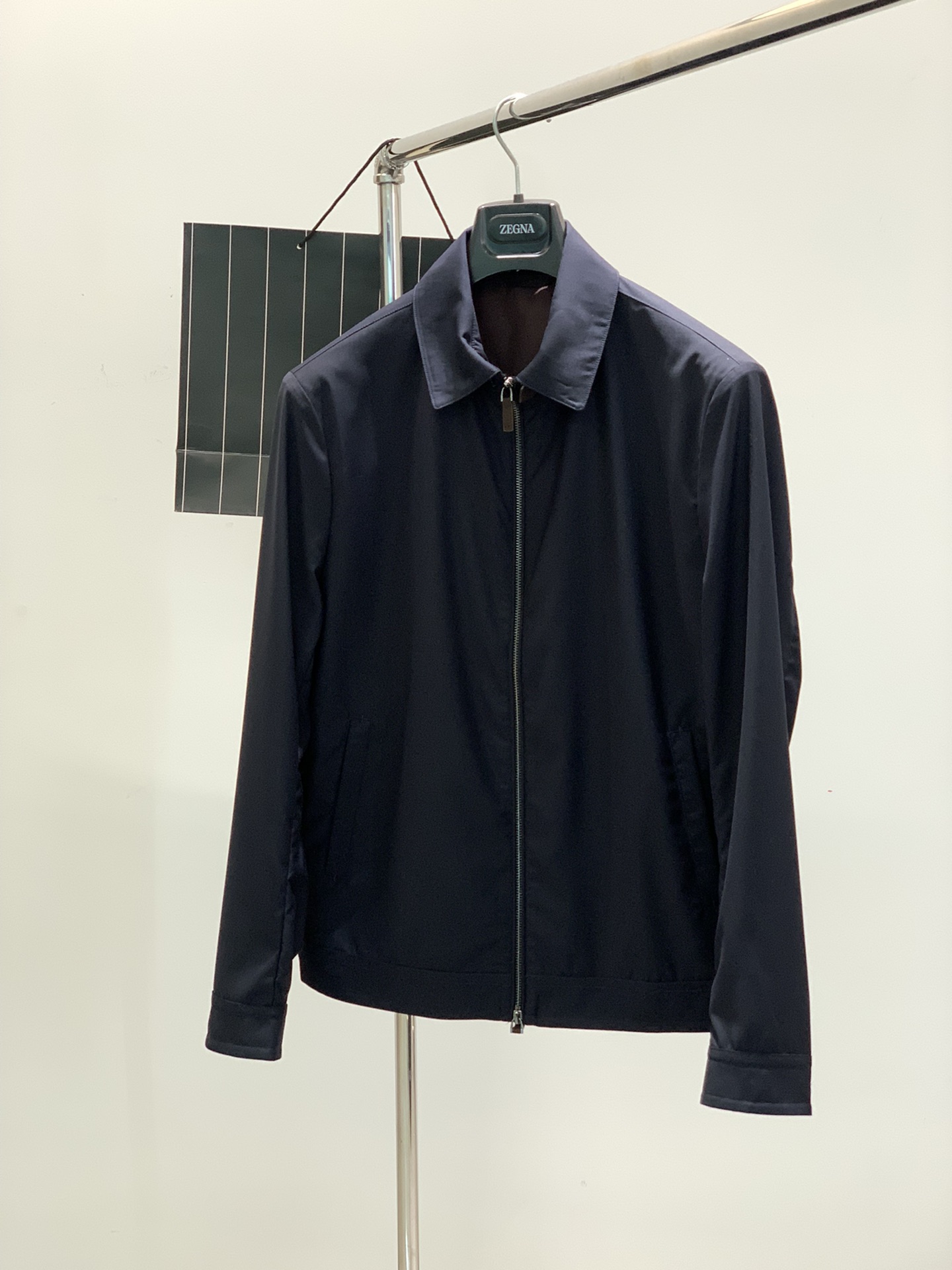 ，杰尼亚 Zegna，2025春季最新品，专柜同步有售，原单狠货，时尚休闲夹克翻领外套，采用进口原版面料