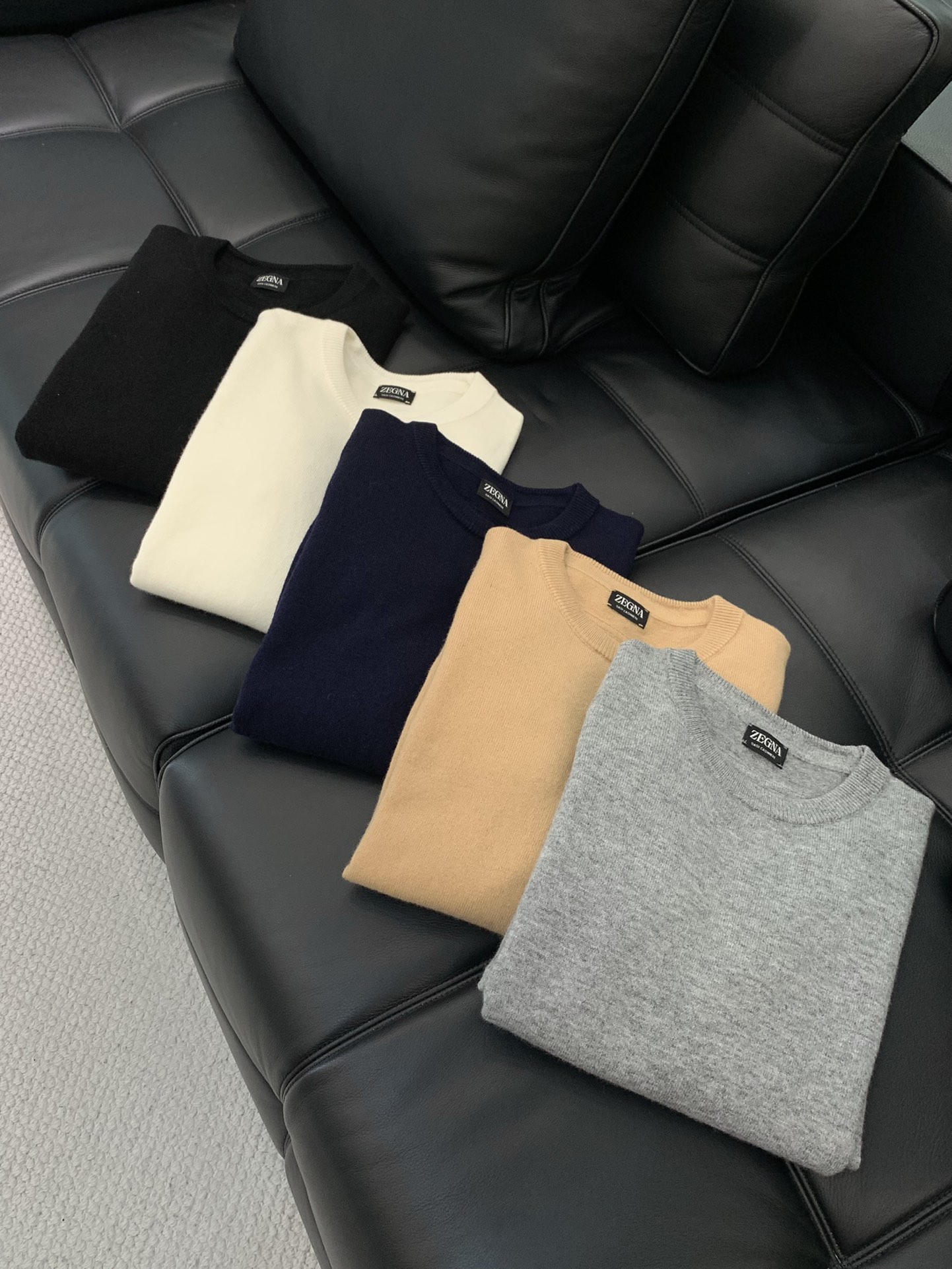 ，杰尼亚 Zegna，2025春季最新品，专柜同步有售，原单狠货，时尚休闲圆领长袖针织毛衣，采用进口原版