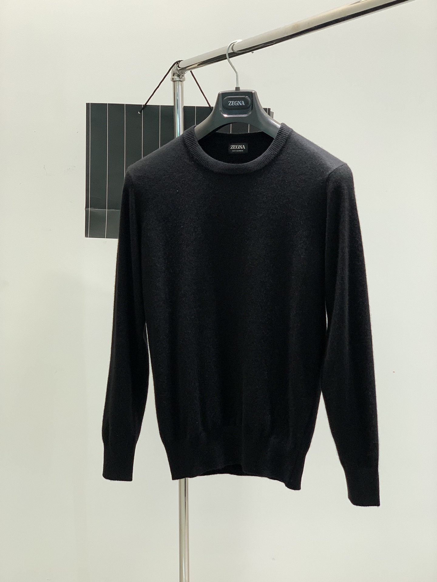 ，杰尼亚 Zegna，2025春季最新品，专柜同步有售，原单狠货，时尚休闲圆领长袖针织毛衣，采用进口原版