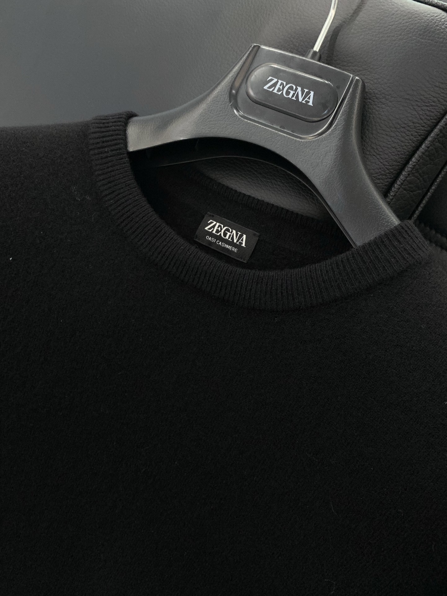 ，杰尼亚 Zegna，2025春季最新品，专柜同步有售，原单狠货，时尚休闲圆领长袖针织毛衣，采用进口原版