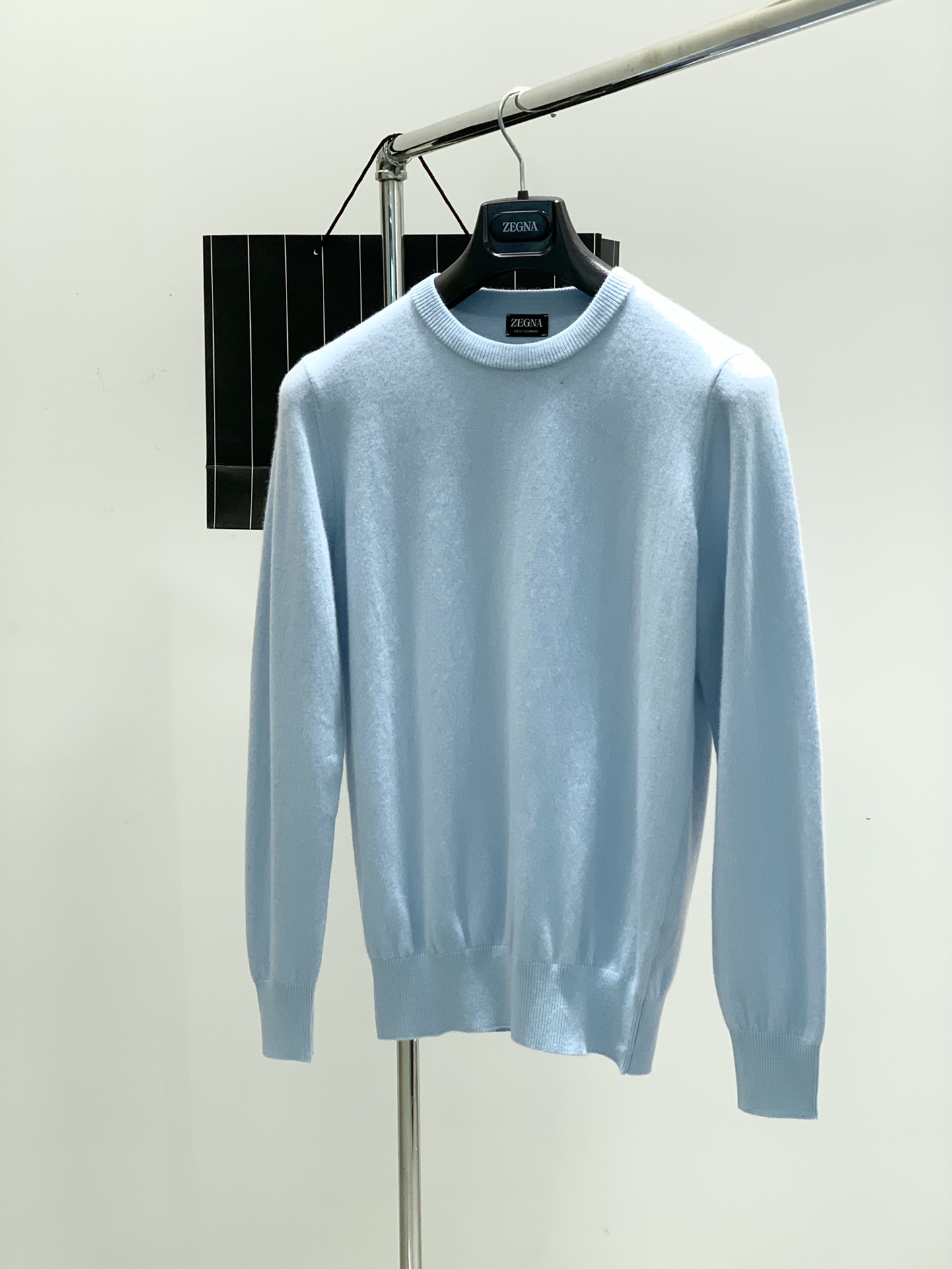 ，杰尼亚 Zegna，2025春季最新品，专柜同步有售，原单狠货，时尚休闲圆领长袖针织毛衣，采用进口原版