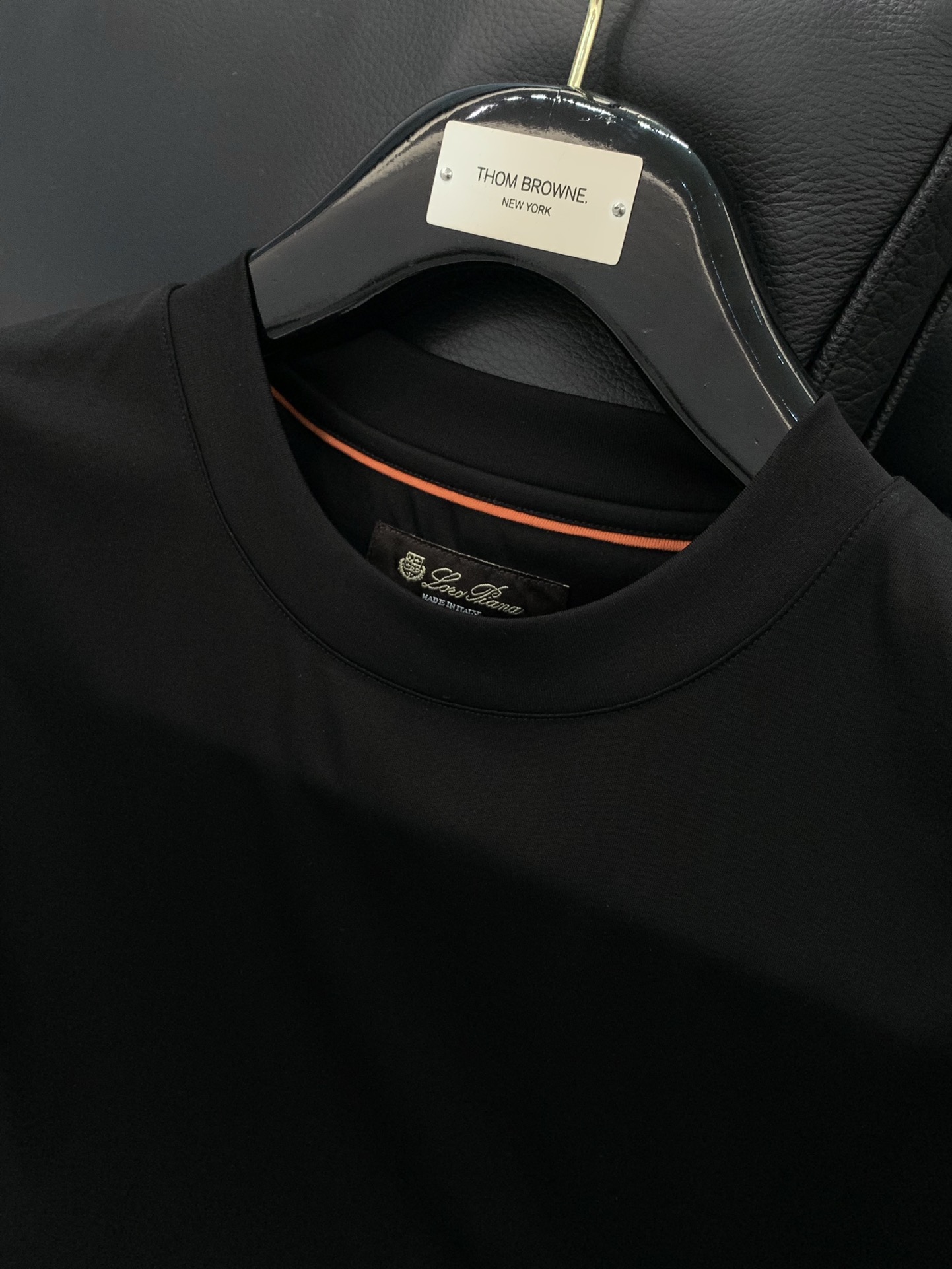 ，LP(Loro Piana )，2025夏季最新品，专柜同步有售，原单狠货，时尚休闲圆领短袖T恤，采用