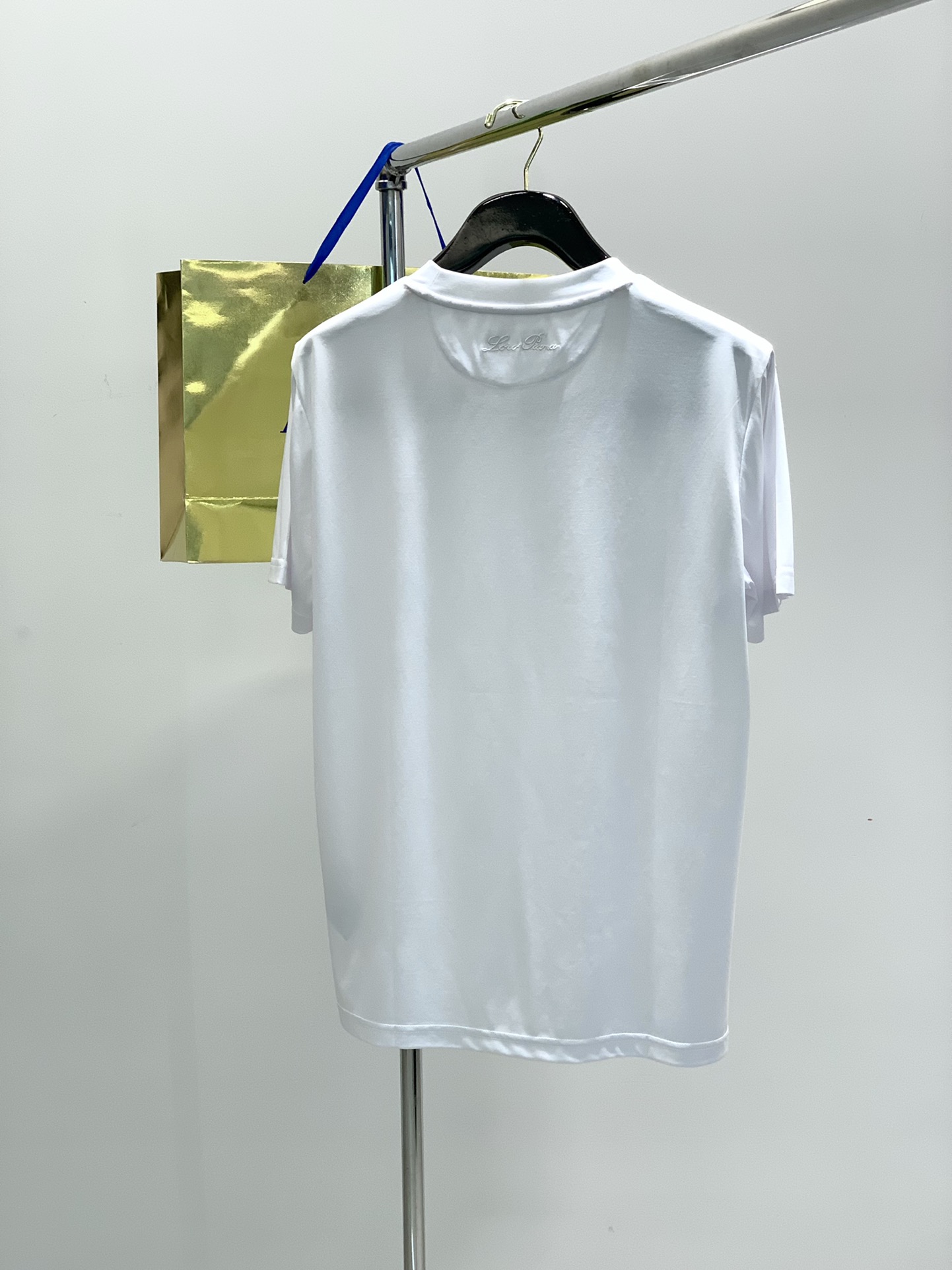 ，LP(Loro Piana )，2025夏季最新品，专柜同步有售，原单狠货，时尚休闲圆领短袖T恤，采用