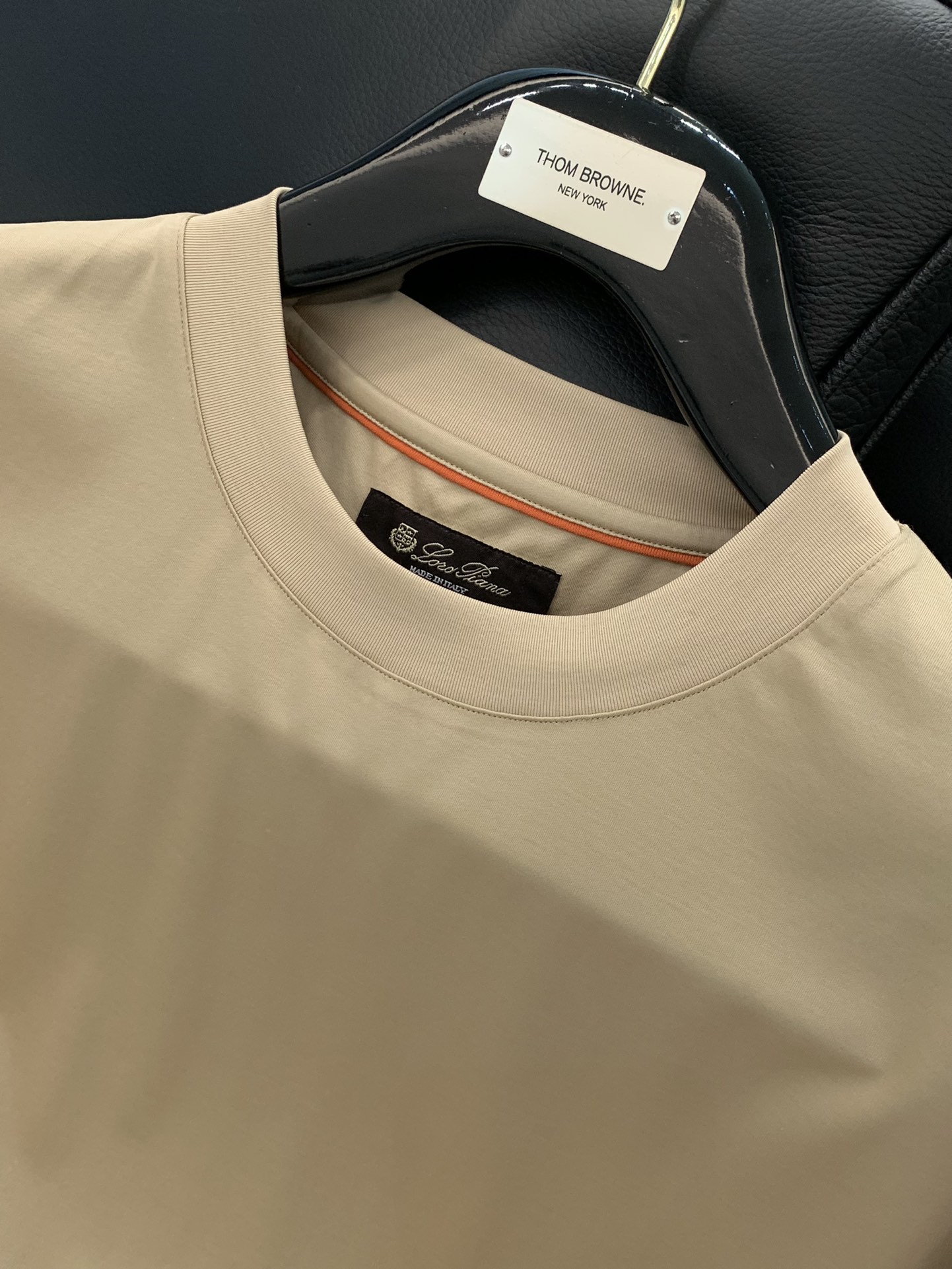 ，LP(Loro Piana )，2025夏季最新品，专柜同步有售，原单狠货，时尚休闲圆领短袖T恤，采用