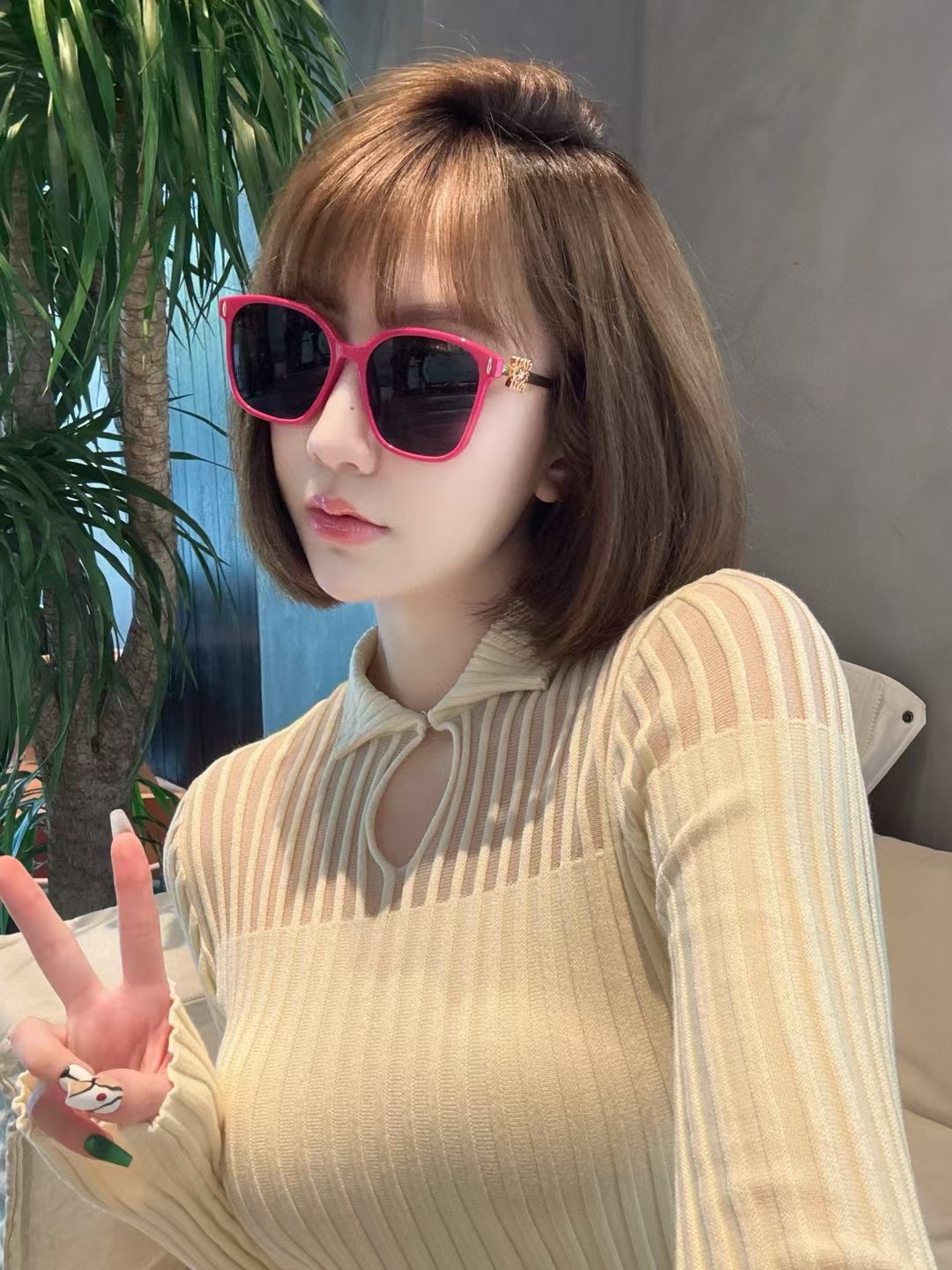 ‼️ 模特图 LOEWE罗意威新款眼镜  
MODEL：LW50402
SIZE：55口18-145