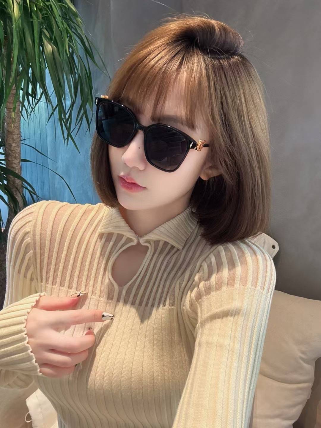 ‼️ 模特图 LOEWE罗意威新款眼镜  
MODEL：LW50402
SIZE：55口18-145