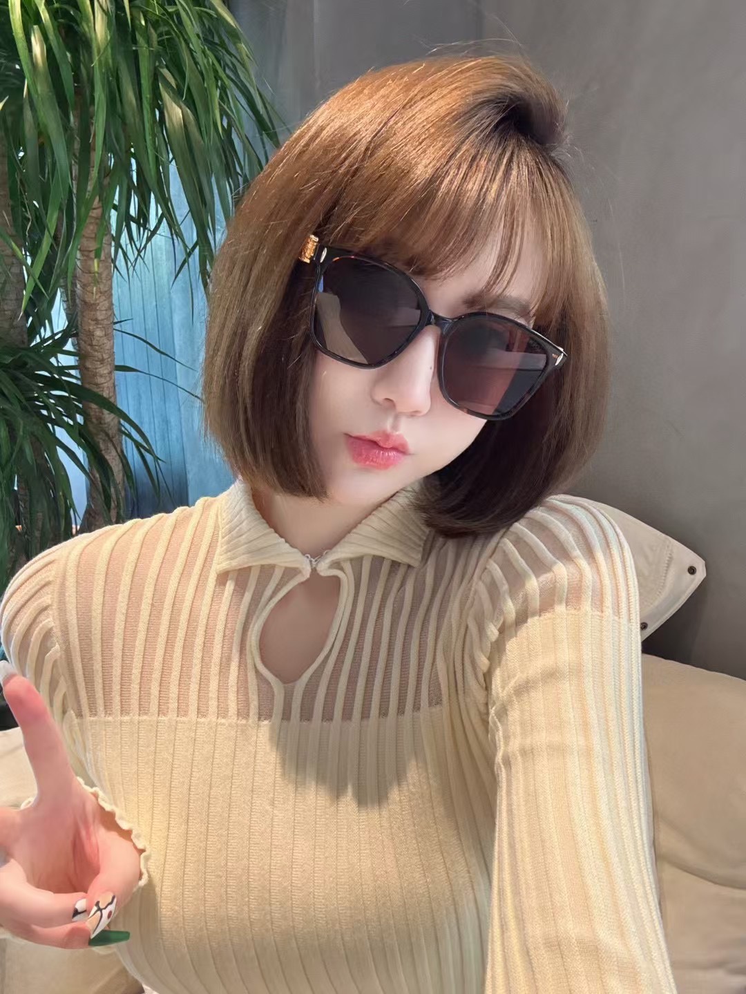 ‼️ 模特图 LOEWE罗意威新款眼镜  
MODEL：LW50402
SIZE：55口18-145