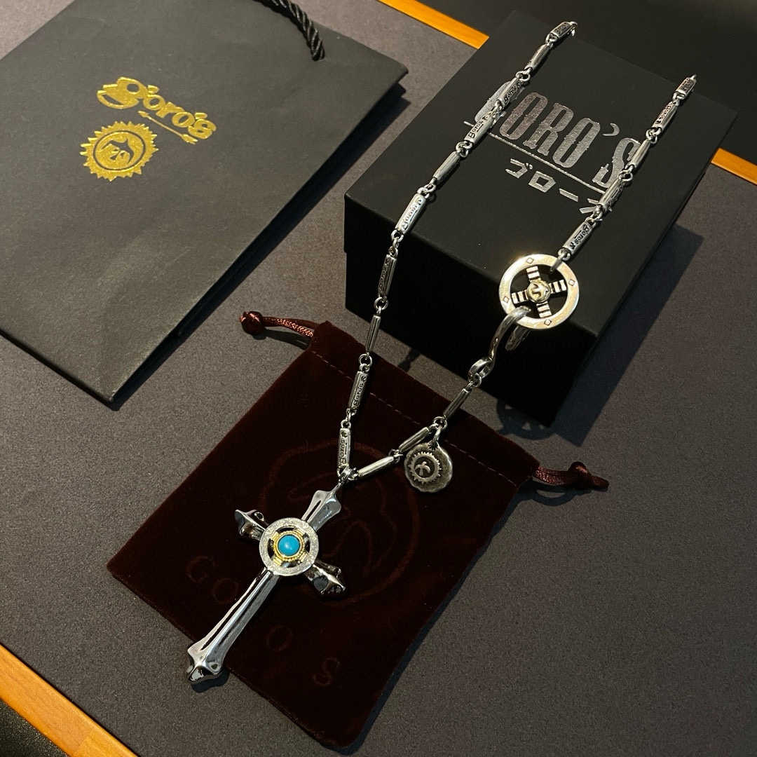 NO:104808,[New Products are on the Shelves] Goro Takahashi Takahashi Turquoise Cross Pendant Classic Takahashi Bamboo Letter Necklace Top Version Definitely Exclusive Shot Mainly Focus on the High-end Market Absolutely Different from the Ordinary Version!  The details of the picture product are consistent with ZP!  Original production process, precision quality, purely handmade, authentic model opening, fashion essentials, both men and women can wear, same couple style, rock punk silver style, retro elements, trendy and versatile, same style on the official website, fine jewelry, necklace19860909【新品上架】Goro’s高桥吾郎 绿松石十字架吊坠 经典高桥竹节字母项链 顶级版本 认准独家拍摄 主攻高端市场 绝对区别普通版本！图片产品细节与ZP一致！原版制作工艺 精工品质 纯手工打造 ～正品开模潮流时尚必备 男女均可佩戴 情侣款同款 摇滚朋克泰银风格 复古元素 潮流百搭 官网同款,饰品精品,necklace,Jewelry