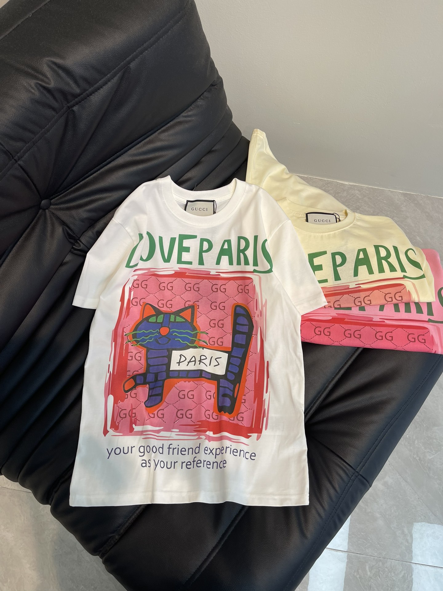 NO:317064,Chane* Xiaoxiang 25 spring and summer new pink pattern cat short-sleeved T-shirt, high-end imported pure cotton fabric, loose style, and very beautiful upper body!  Three colors 3 codes, SML!  A, chanel, T-shirt,tees, t-shirt,alexander wang19860909Chane*小香25春夏新款粉色图案猫咪短袖T恤,高级进口纯棉面料,宽松版型,上身非常漂亮！三色3码,SML！A,,chanel,T-shirt,tees，t-shirt,alexander wang,Women's clothing