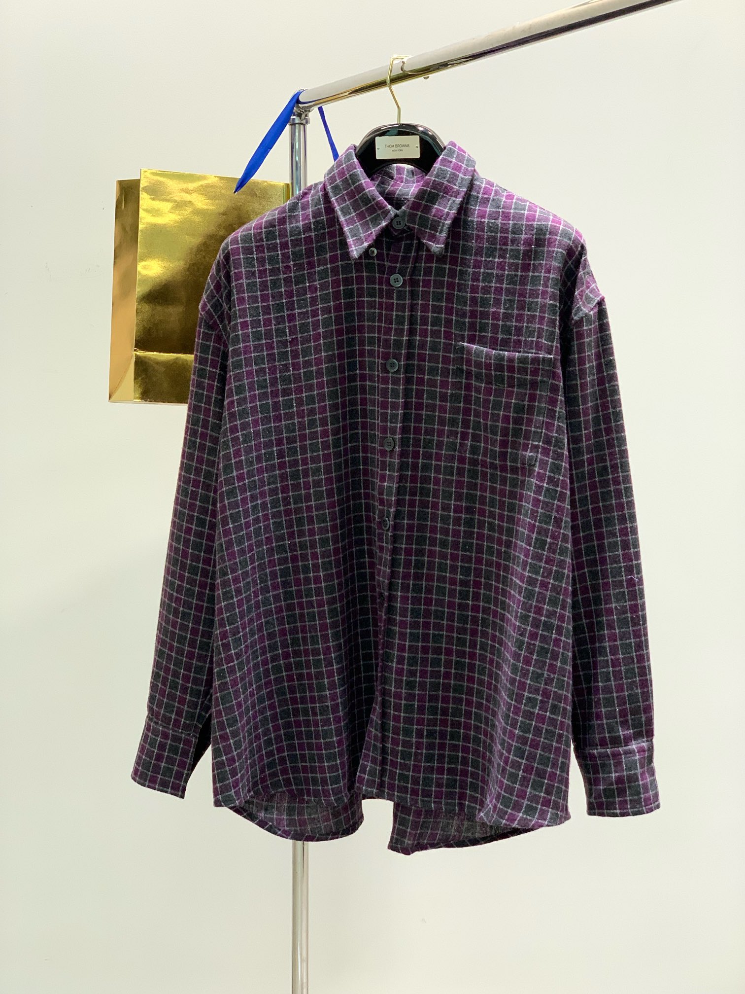 NO:117970,,OUR LEGACY, the latest products for spring 2025, available at the same time for counters, original singles, fashionable and casual long-sleeved shirts, imported original fabrics, comfortable and breathable upper body, extremely high grade, comfortable and versatile, handsome upper body, S-XL,,shirts,alexander wang19860909,OUR LEGACY,2025春季最新品,专柜同步有售,原单狠货,时尚休闲长袖衬衫,进口原版面料,上身舒适透气,档次极高,舒适百搭,上身帅气十足,码数S-XL,,shirts,alexander wang,Men's clothing