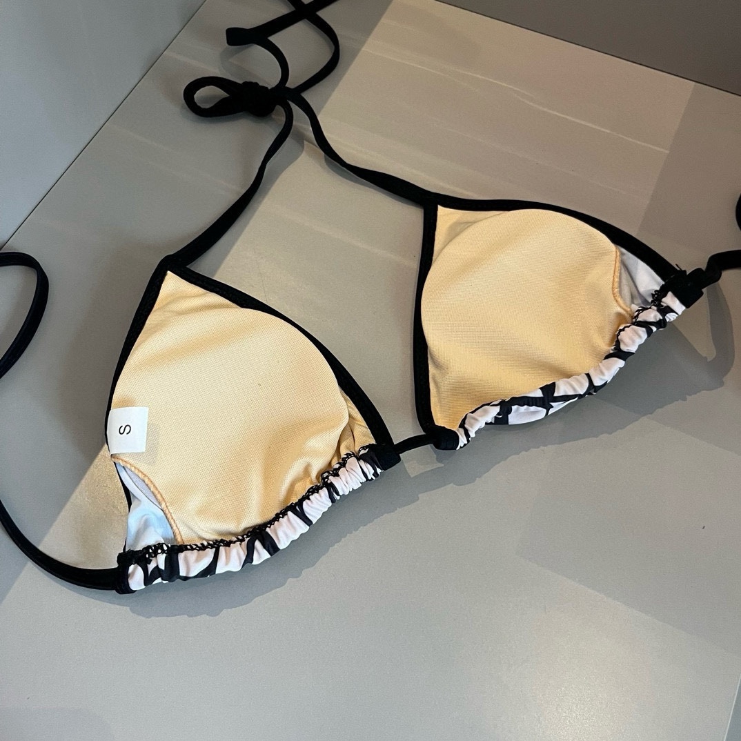 Stylish Valentino Bikini: Special 137 Collection, Hot and Good to Wear - 图片 5