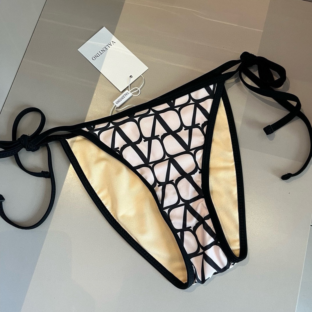 Stylish Valentino Bikini: Special 137 Collection, Hot and Good to Wear - 图片 6