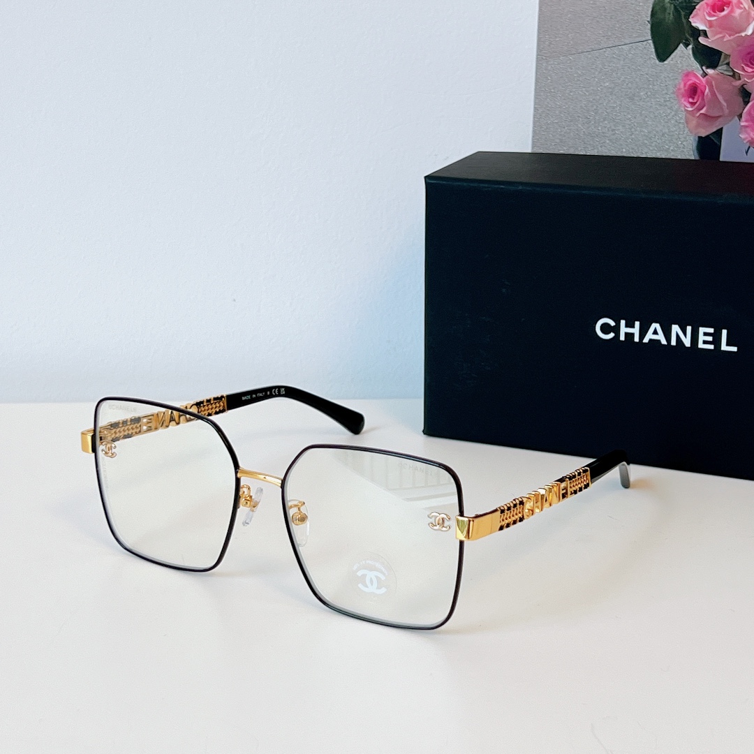  新品发售⚠️
老钱风双编织字母镜腿
CHANE*
MOD：4226
SIZE：58口18-145
🔝🔝