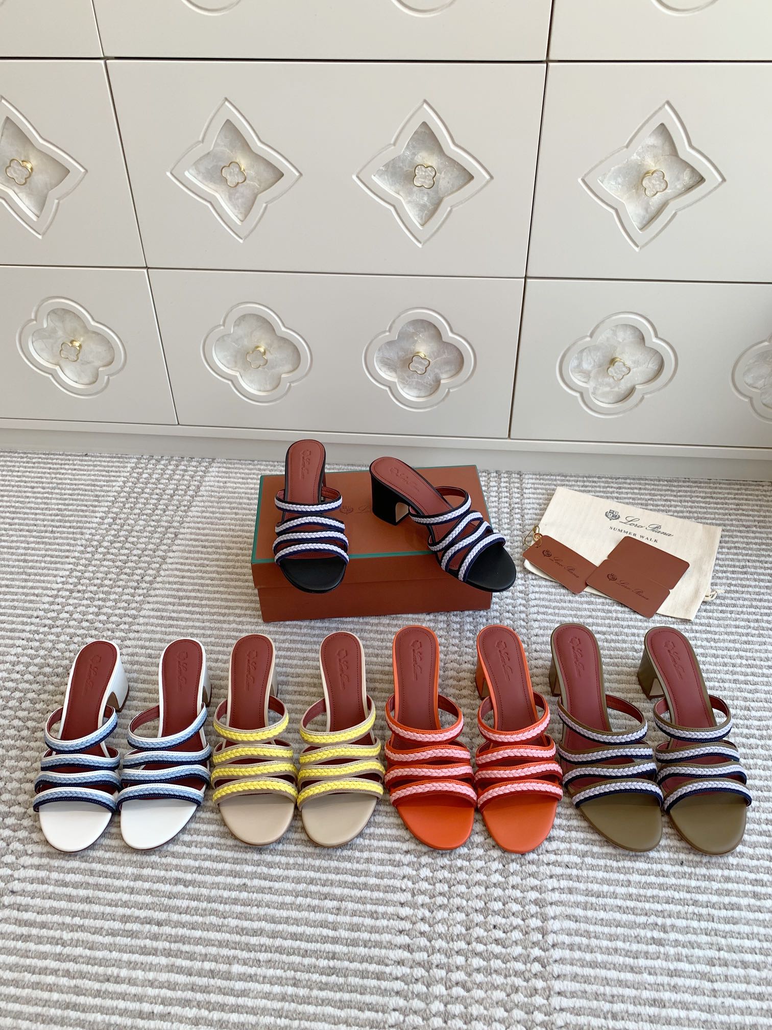 NO:164701,———L·Sharp heel slippers·35-42,Slippers,loro piana,slippers19860909————L·粗跟拖鞋·35-42,拖鞋,loro piana,slippers,Women's Shoes