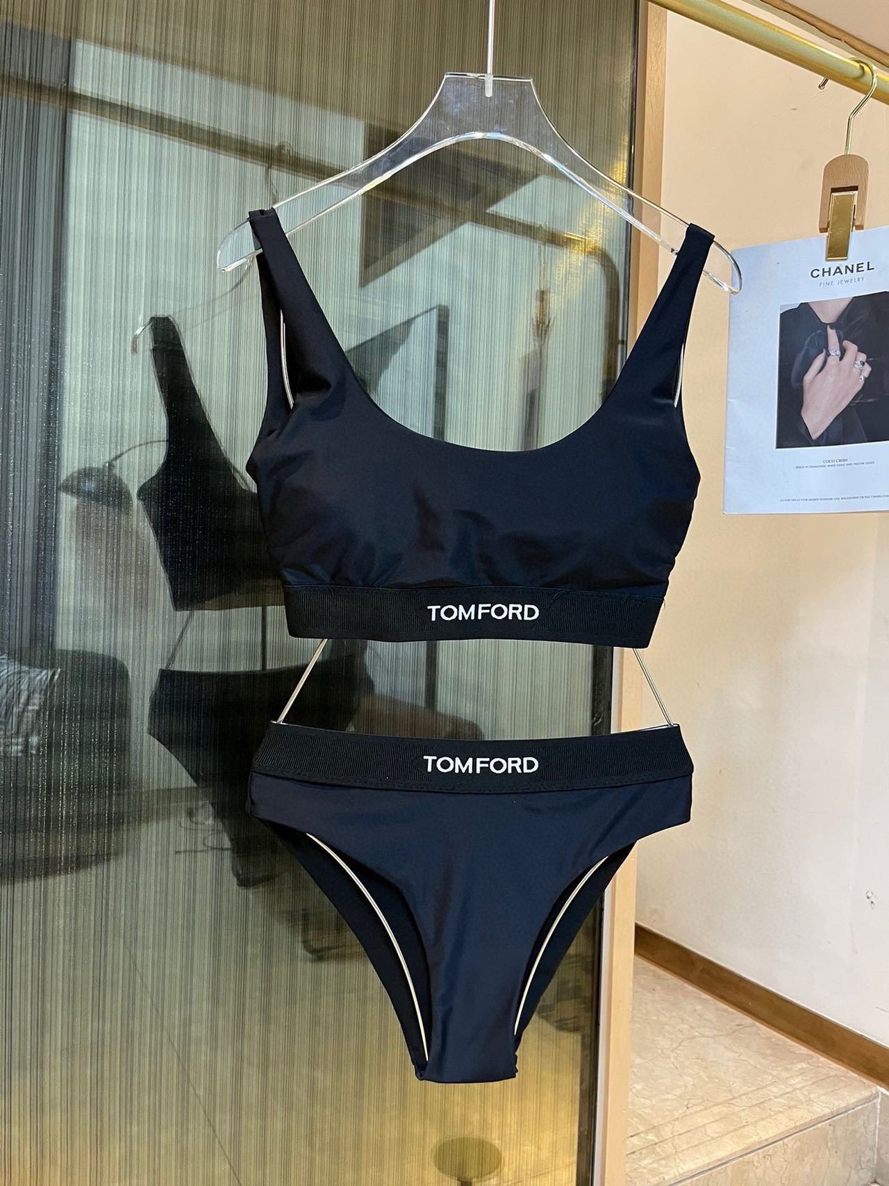 NO:302550,TOMFORD new bikini medieval suit Xiaoxiang logo printed suspender vest   triangle leggings split swimsuit, black, S M L swimsuits, swimsuits, bikini, tom ford, swimsuits, bikinis19860909TOMFORD新款比基尼中古套装 小香logo印花吊带背心 三角打底裤分体泳衣,黑色,S M L泳衣泳裤比基尼,泳衣，泳裤，比基尼,tom ford,swimsuits,bikinis,accessory