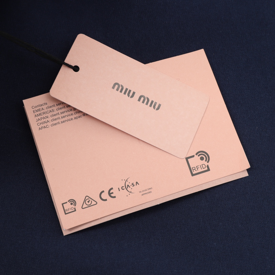 Miu Miu/缪缪 字母贴绣空气层拉链夹克外套