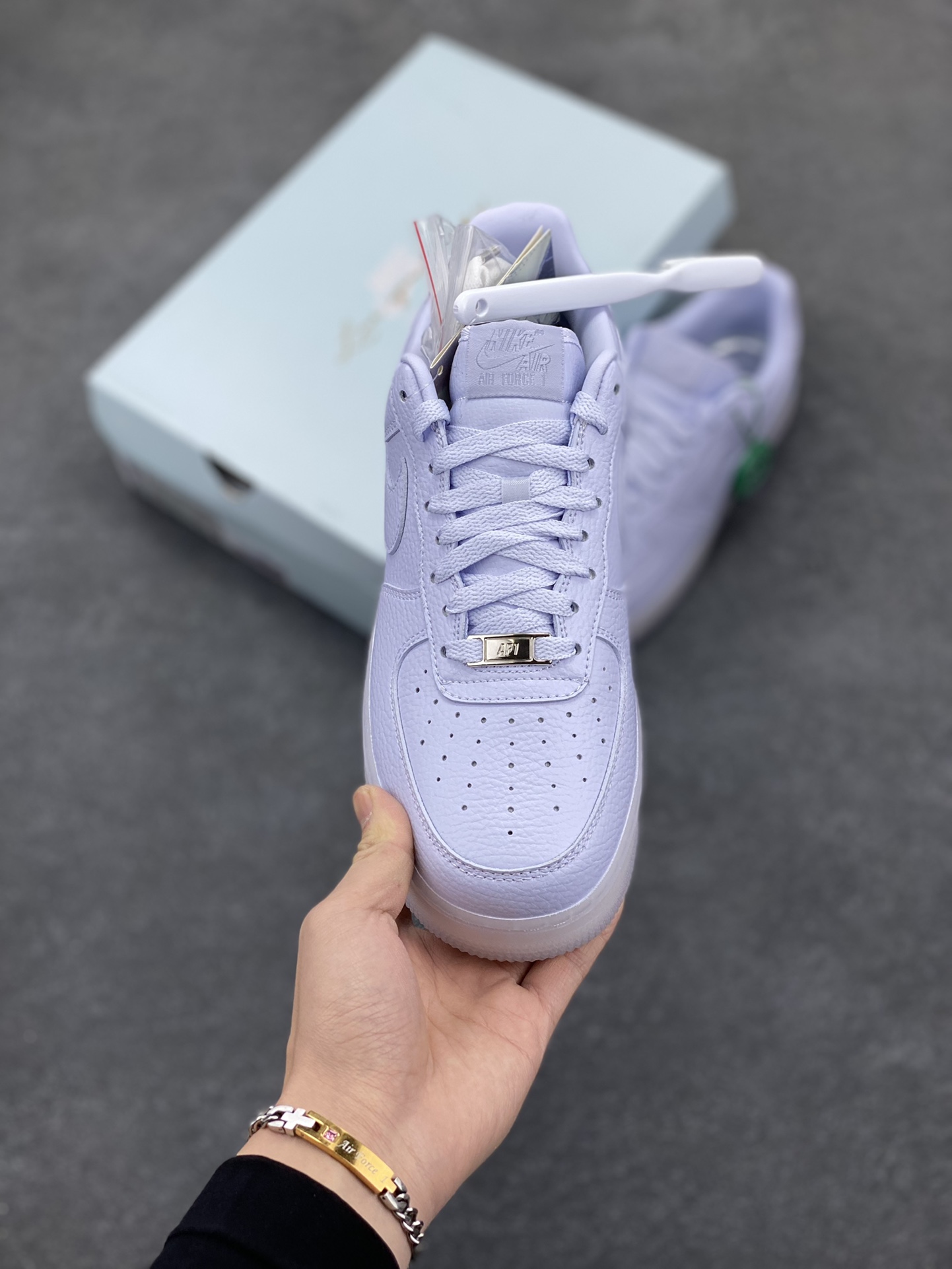 图片[2]-HY版本💯 Nike Air Force 1 07 low空军一号 荔枝纹水晶 板鞋 原楦头原纸板 打造纯正空军版型#专注外贸渠道 全掌内置蜂窝气垫 #原盒配件 原厂中底钢印、拉帮完美 货号：CZ8065-500 尺码：36 36.5 37.5 38 38.5 39 40 40.5 41 42 42.5 43 44 44.5 45 46-选品中心