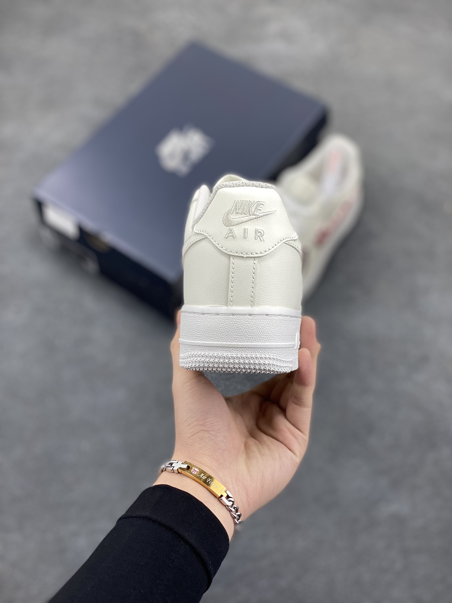 图片[4]-Nike Air Force 1 Low 毒液 空军一号低帮运动休闲板鞋 原楦头原纸板 打造纯正空军版型 专注外贸渠道 全掌内置蜂窝气垫 原盒配件 原厂中底钢印、拉帮完美 货号：IF1686-161 尺码：36 36.5 37.5 38 38.5 39 40 40.5 41 42 42.5 43 44 44.5 45-选品中心