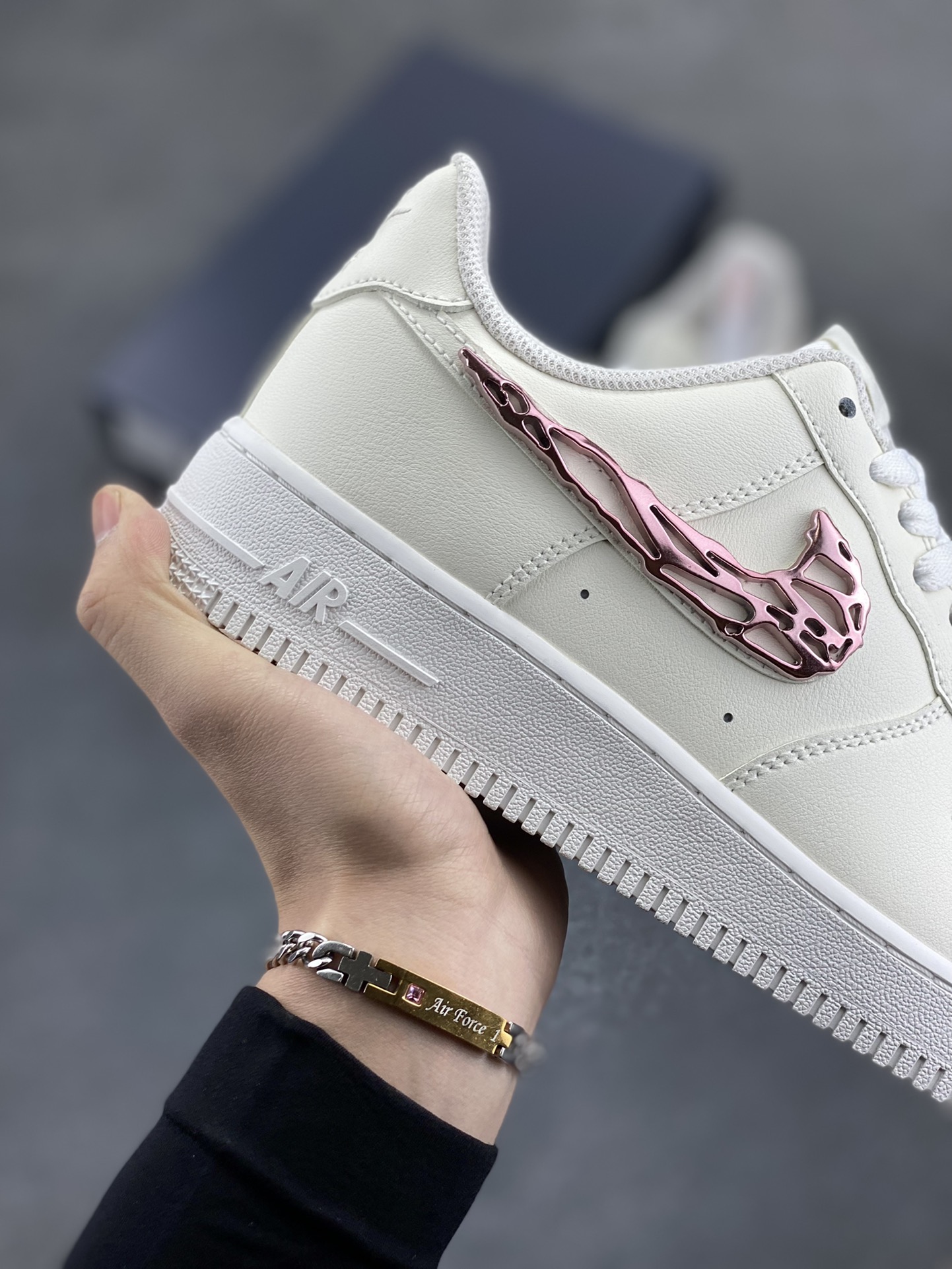 图片[6]-Nike Air Force 1 Low 毒液 空军一号低帮运动休闲板鞋 原楦头原纸板 打造纯正空军版型 专注外贸渠道 全掌内置蜂窝气垫 原盒配件 原厂中底钢印、拉帮完美 货号：IF1686-161 尺码：36 36.5 37.5 38 38.5 39 40 40.5 41 42 42.5 43 44 44.5 45-选品中心