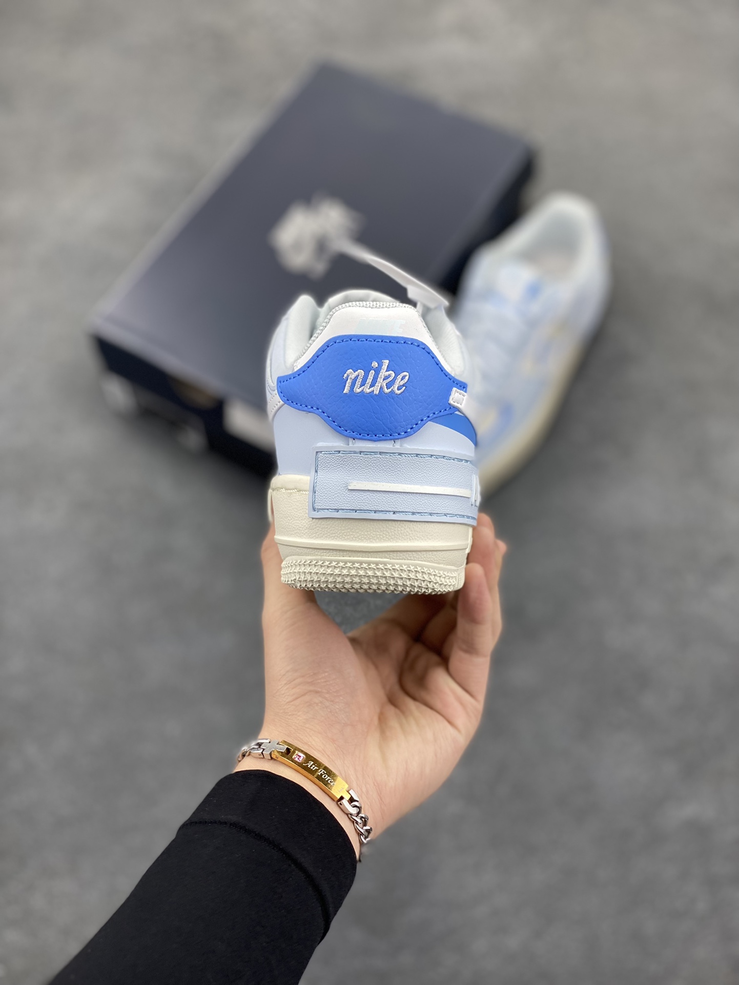 图片[4]-NK Air Force 1 Shadow 轻量增高低帮百搭板鞋\”拼接马卡龙\” 全新少女系解构主义设计双层轻量EVA发泡中底+防滑RB橡胶外圈底鞋底 原楦头原纸板 打造纯正空军版型 专注外贸渠道 全掌内置蜂窝气垫 原盒配件 原厂中底钢印、拉帮完美 货号：DZ1847-400 尺码：35.5 36 36.5 37.5 38 38.5 39 40 40.5 41 42-选品中心