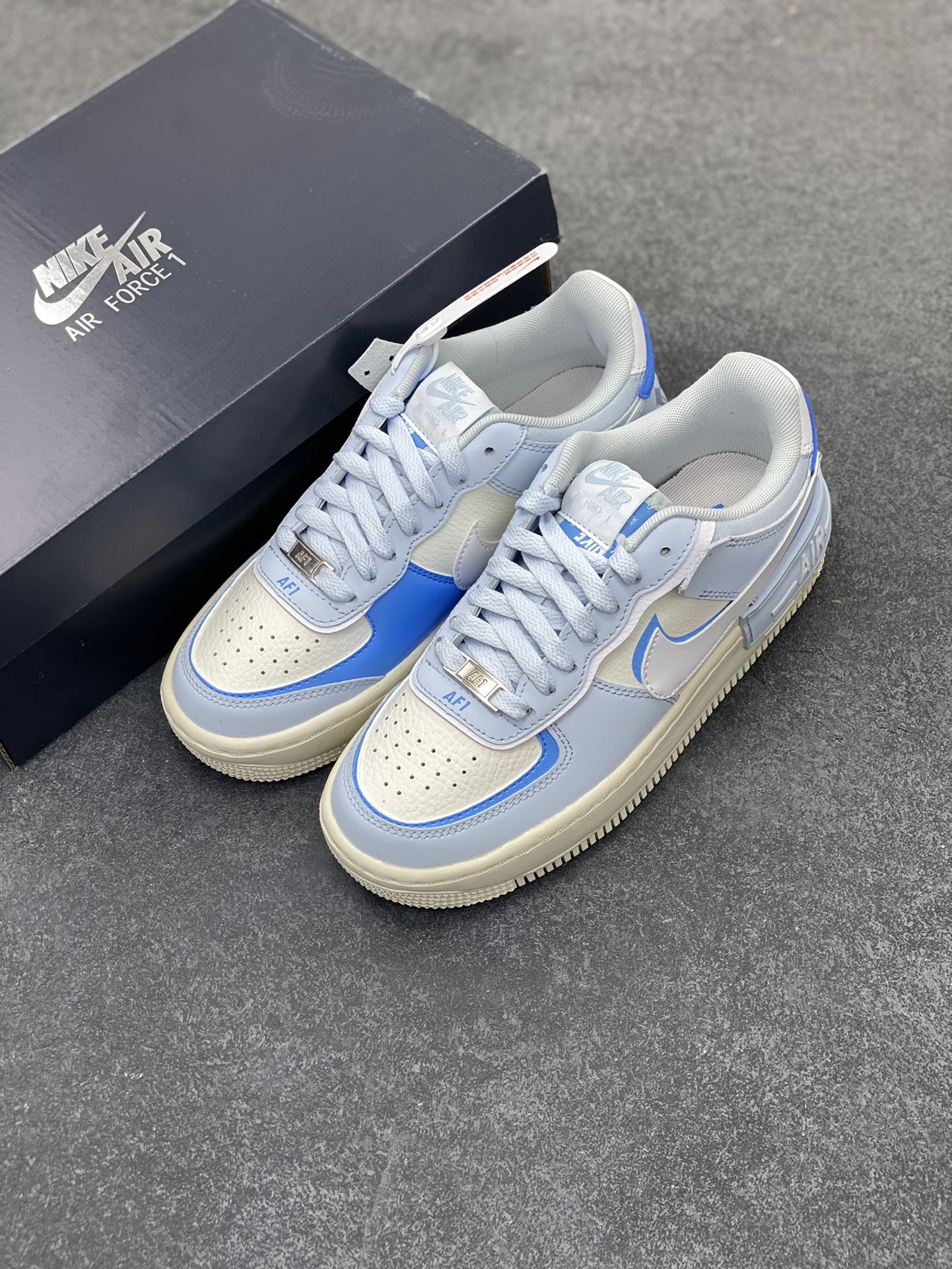 图片[8]-NK Air Force 1 Shadow 轻量增高低帮百搭板鞋\”拼接马卡龙\” 全新少女系解构主义设计双层轻量EVA发泡中底+防滑RB橡胶外圈底鞋底 原楦头原纸板 打造纯正空军版型 专注外贸渠道 全掌内置蜂窝气垫 原盒配件 原厂中底钢印、拉帮完美 货号：DZ1847-400 尺码：35.5 36 36.5 37.5 38 38.5 39 40 40.5 41 42-选品中心