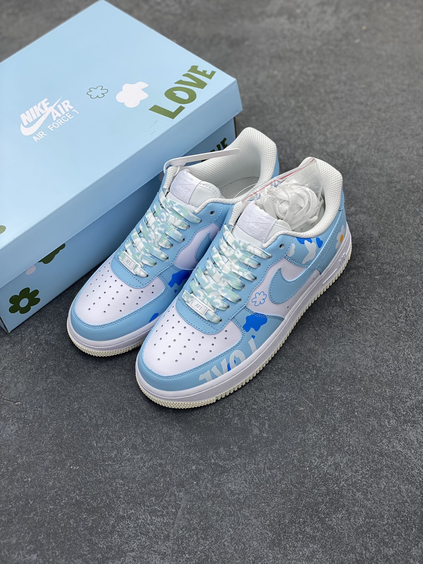 图片[8]-Nike Air Force 1 Low’07 蓝天白云 配色 空军一号低帮休闲板鞋 定制皮料 原厂3D打印 定制鞋盒 原楦原纸板 纯正空军版型 内置全掌气垫 货号：CW2288-661 尺码：36 36.5 37.5 38 38.5 39 40 40.5 41 42 42.5 43 44 44.5 45-选品中心
