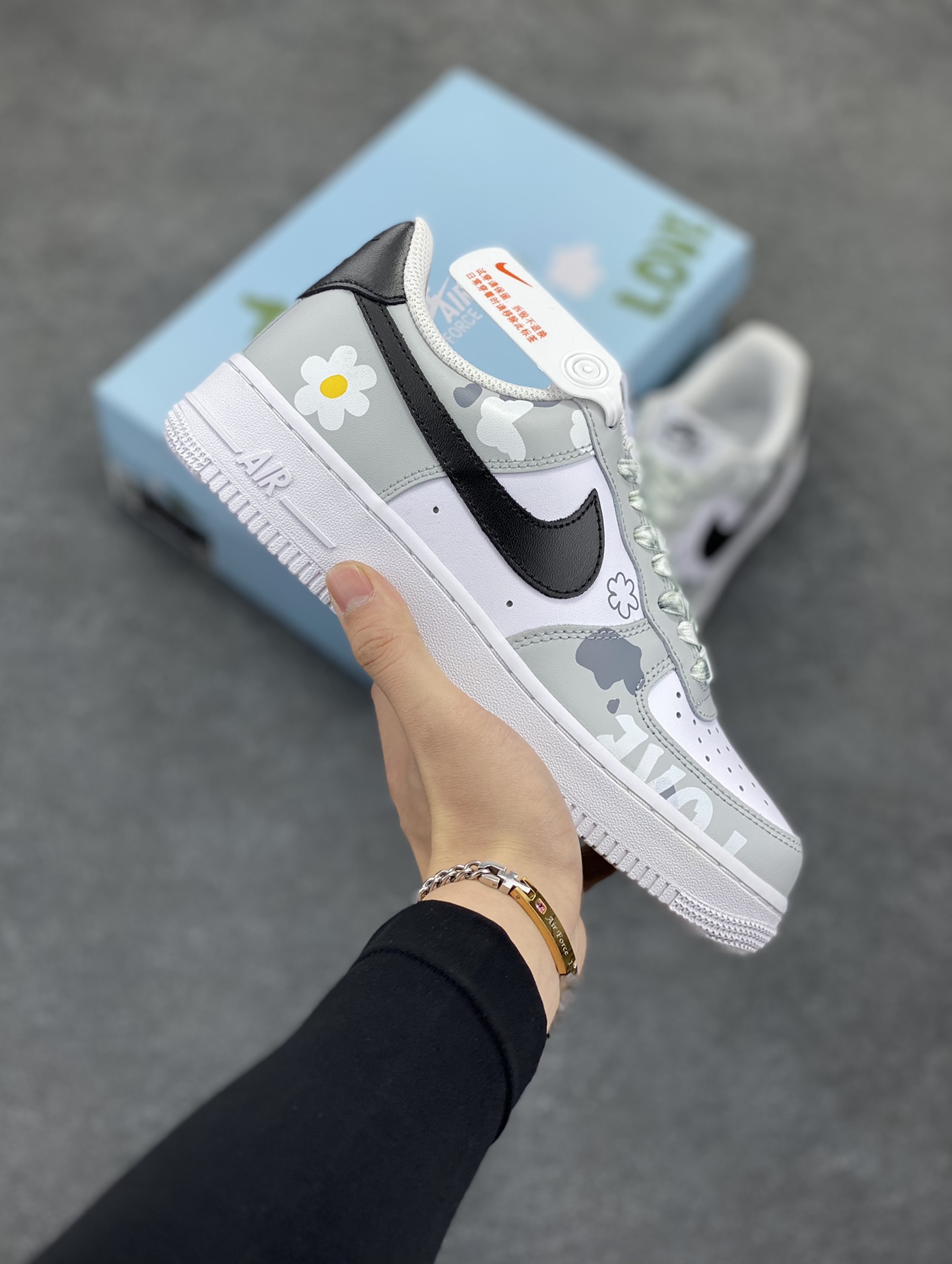 Nike Air Force 1 Low’07 灰白花配色 空军一号低帮休闲板鞋 定制皮料 原厂3D打印 定制鞋盒 原楦原纸板 纯正空军版型 内置全掌气垫 货号：CW2288-665 尺码：36 36.5 37.5 38 38.5 39 40 40.5 41 42 42.5 43 44 44.5 45-选品中心