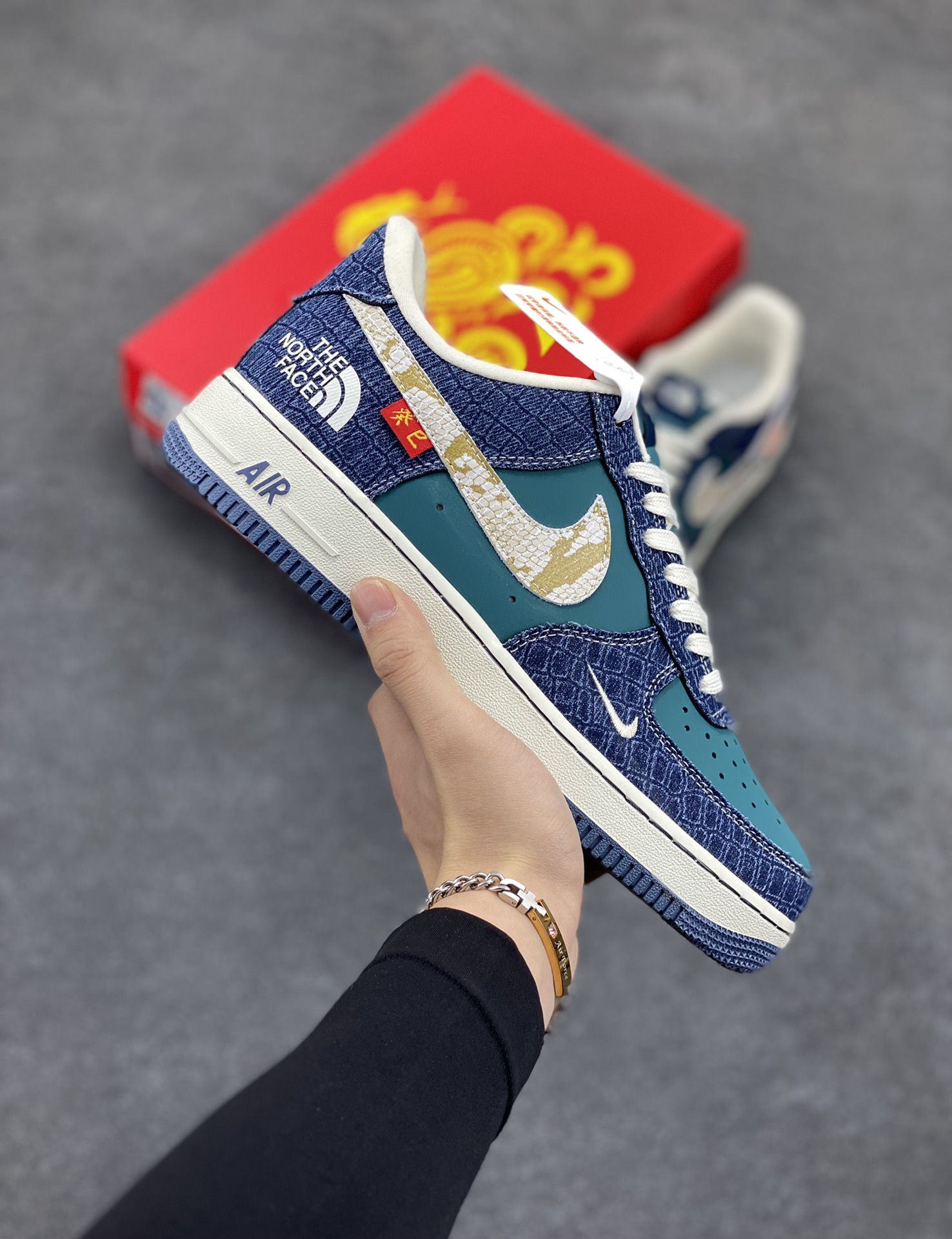 Nk Air Force 1‘07 Low 北面联名 空军一号低帮休闲板鞋  #原楦头原纸板 原装鞋盒 定制五金配件 内置全掌气垫 原厂鞋底 货号:CH6336-526  尺码:36 36.5 37.5 38 38.5 39 40 40.5 41 42 42.5 43 44 44.5 45-选品中心