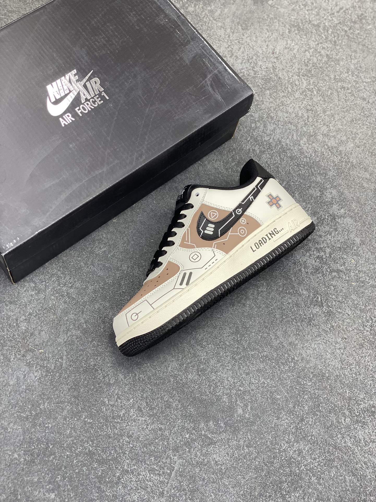 图片[7]-PS5电玩主题Nike Air Force 1 Low’07 咖啡色 空军一号低帮休闲板鞋 定制皮料 原楦原纸板 纯正空军版型 内置全掌气垫 货号：CW2288-222 尺码：36 36.5 37.5 38 38.5 39 40 40.5 41 42 42.5 43 44 44.5 45-选品中心