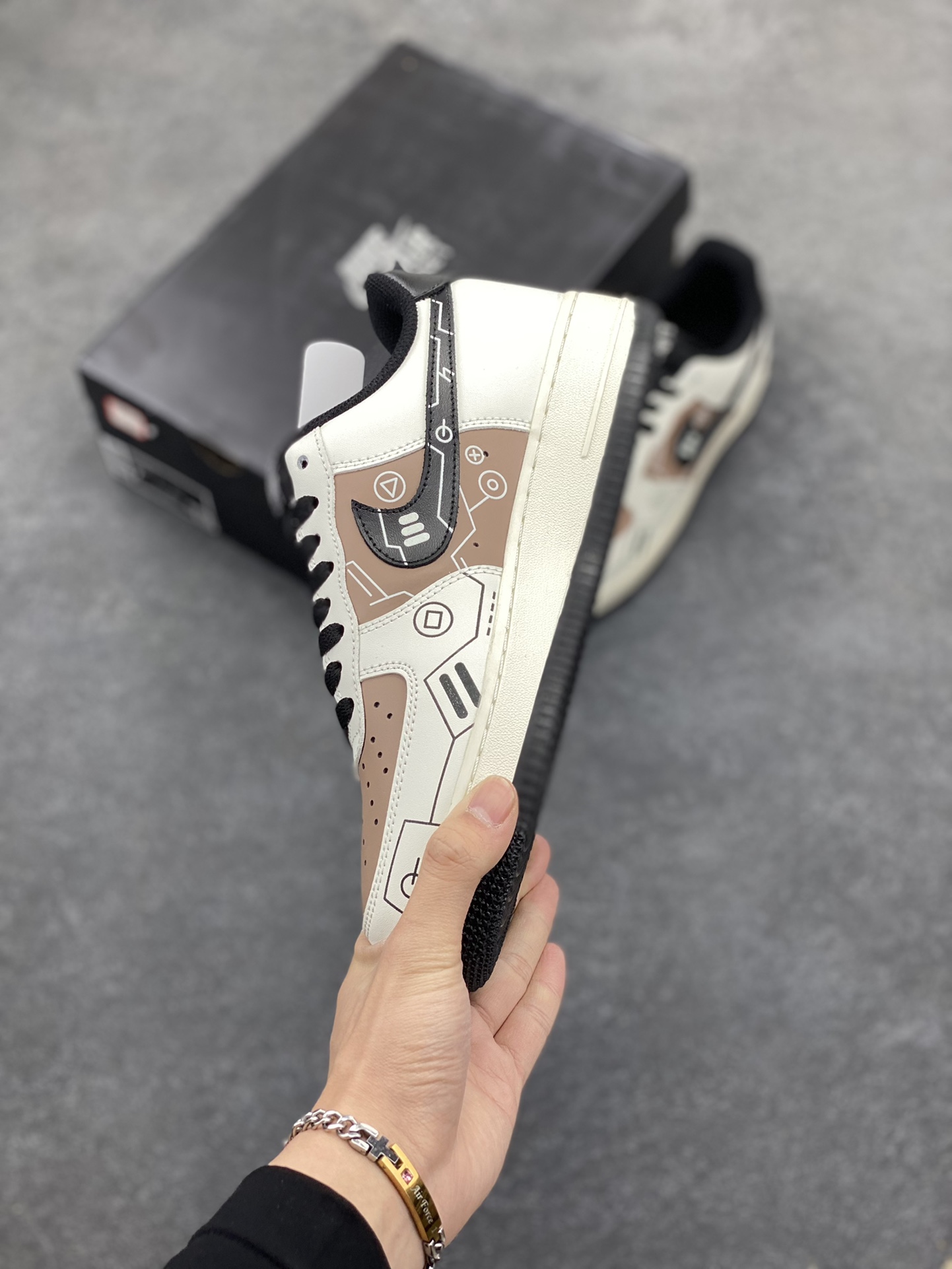 图片[3]-PS5电玩主题Nike Air Force 1 Low’07 咖啡色 空军一号低帮休闲板鞋 定制皮料 原楦原纸板 纯正空军版型 内置全掌气垫 货号：CW2288-222 尺码：36 36.5 37.5 38 38.5 39 40 40.5 41 42 42.5 43 44 44.5 45-选品中心