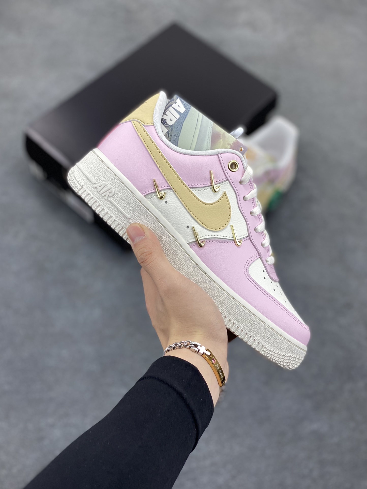 HY版本💯 Air Force 1\' 07 粉金 原楦头原纸板 打造纯正空军版型 专注外贸渠道 全掌内置蜂窝气垫 #原盒配件 原厂中底钢印、拉帮完美 货号：IB2574-600 尺码：35.5 36 36.5 37.5 38 38.5 39 40-选品中心