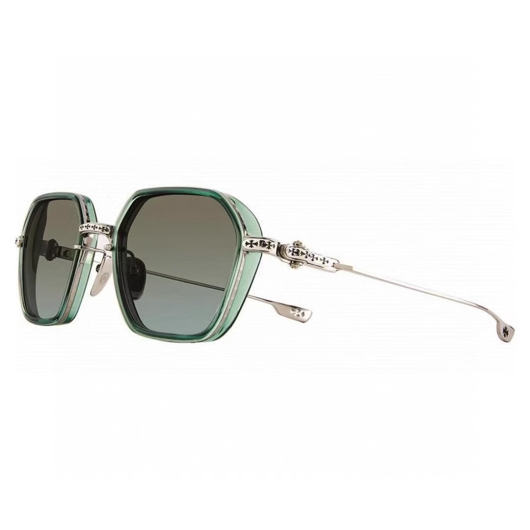  Zeiss lenses
CHROME HEART
顶级板材手工打磨抛光而成 
立体配饰logo彰显品